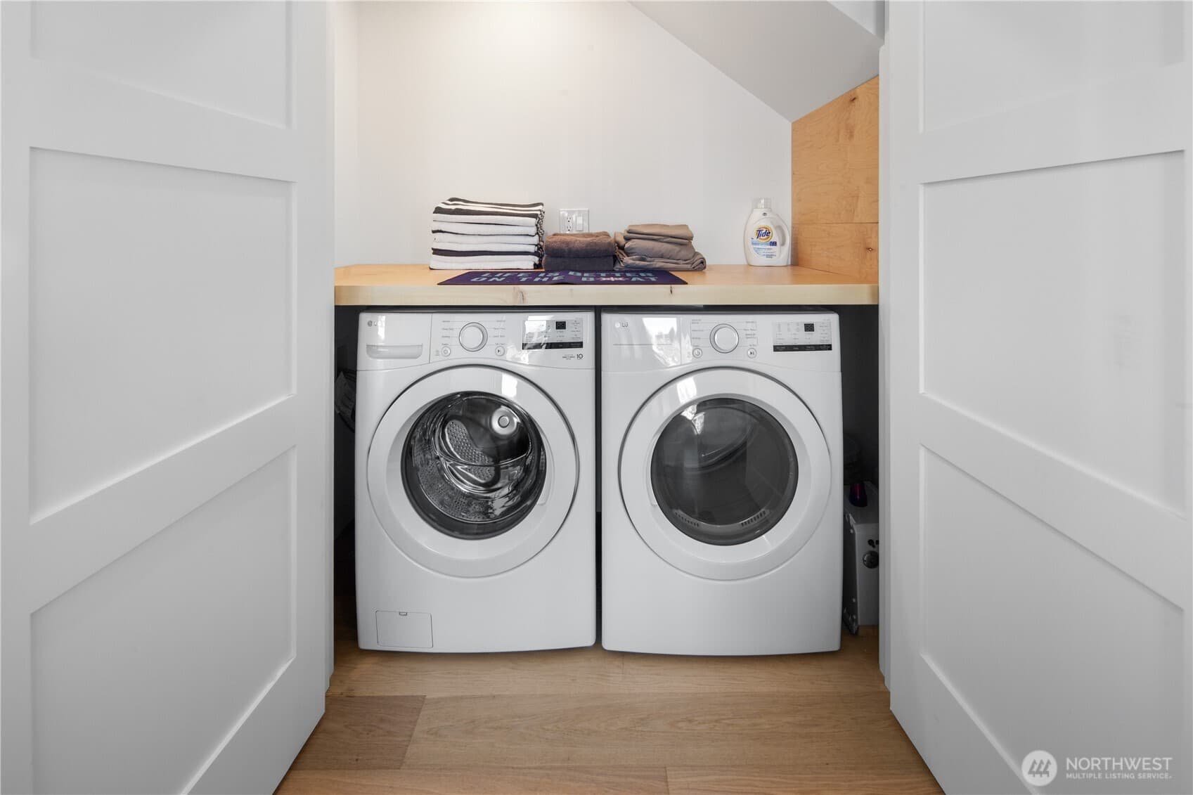 Property photo 33