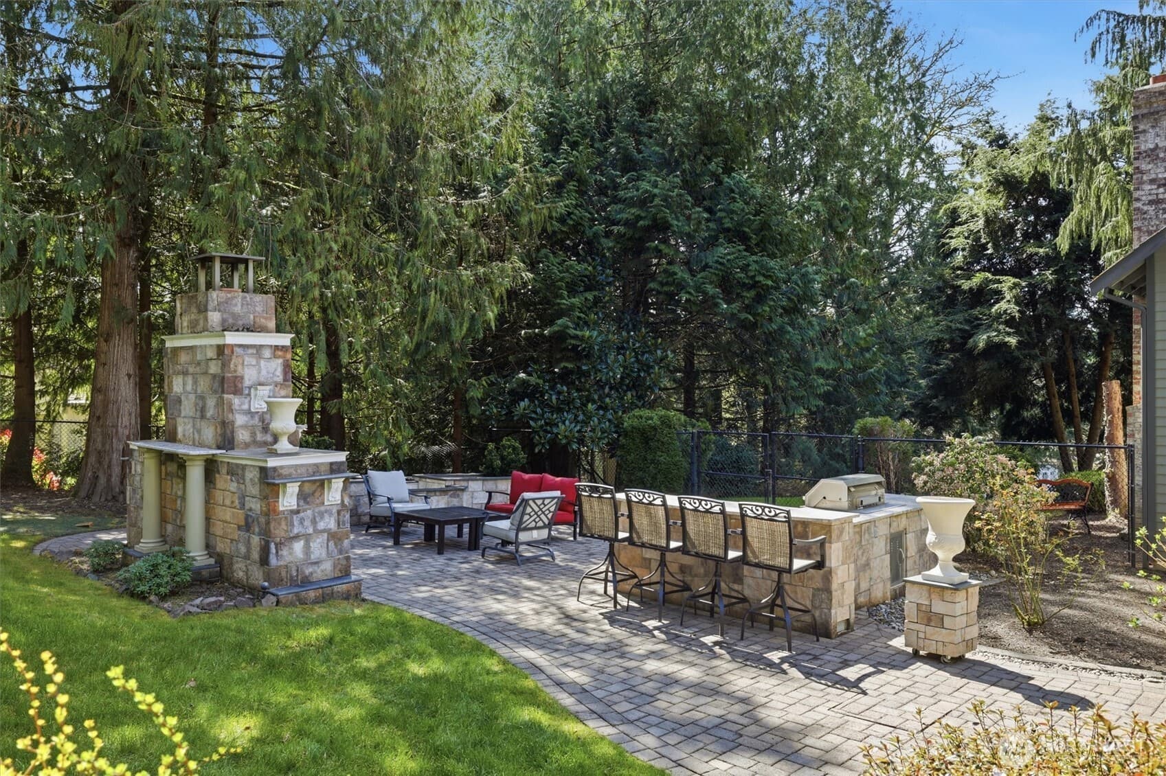 Property photo 31