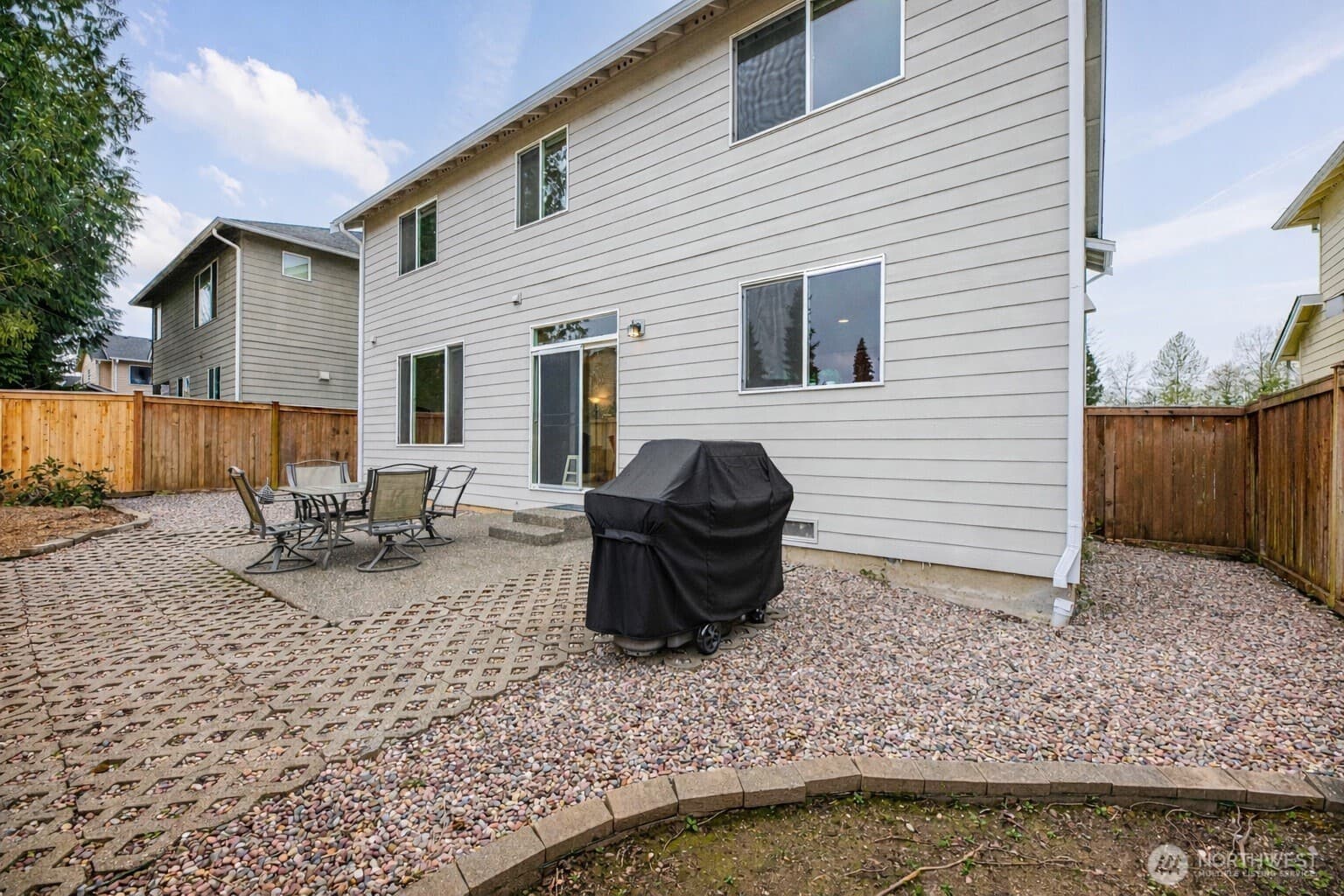 Property photo 32