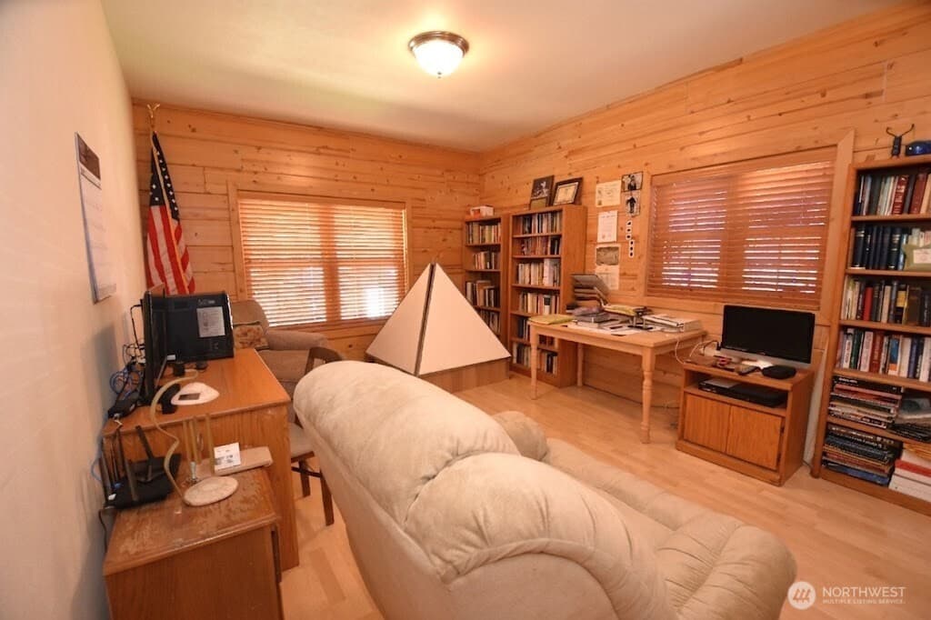 Property photo 35