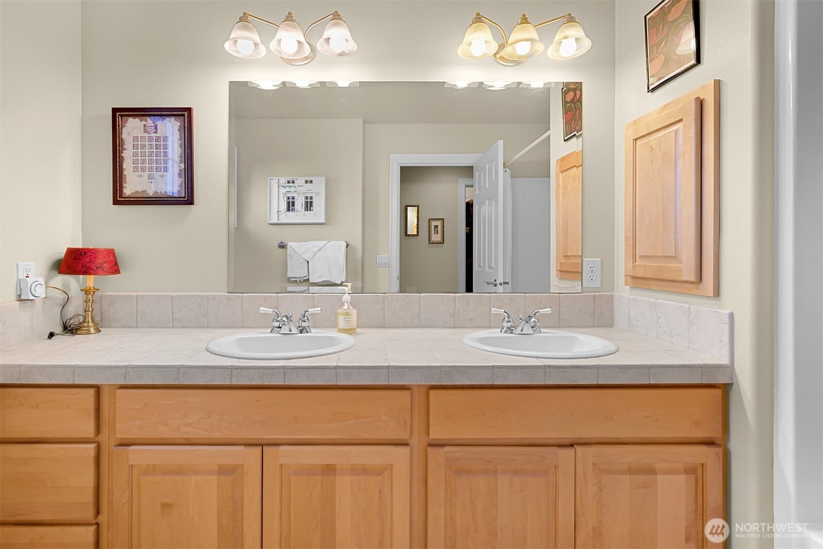 Property photo 33