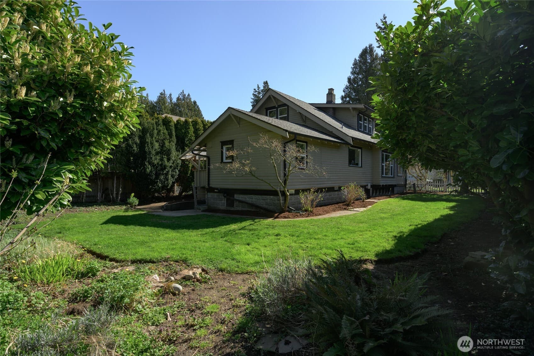 Property photo 32