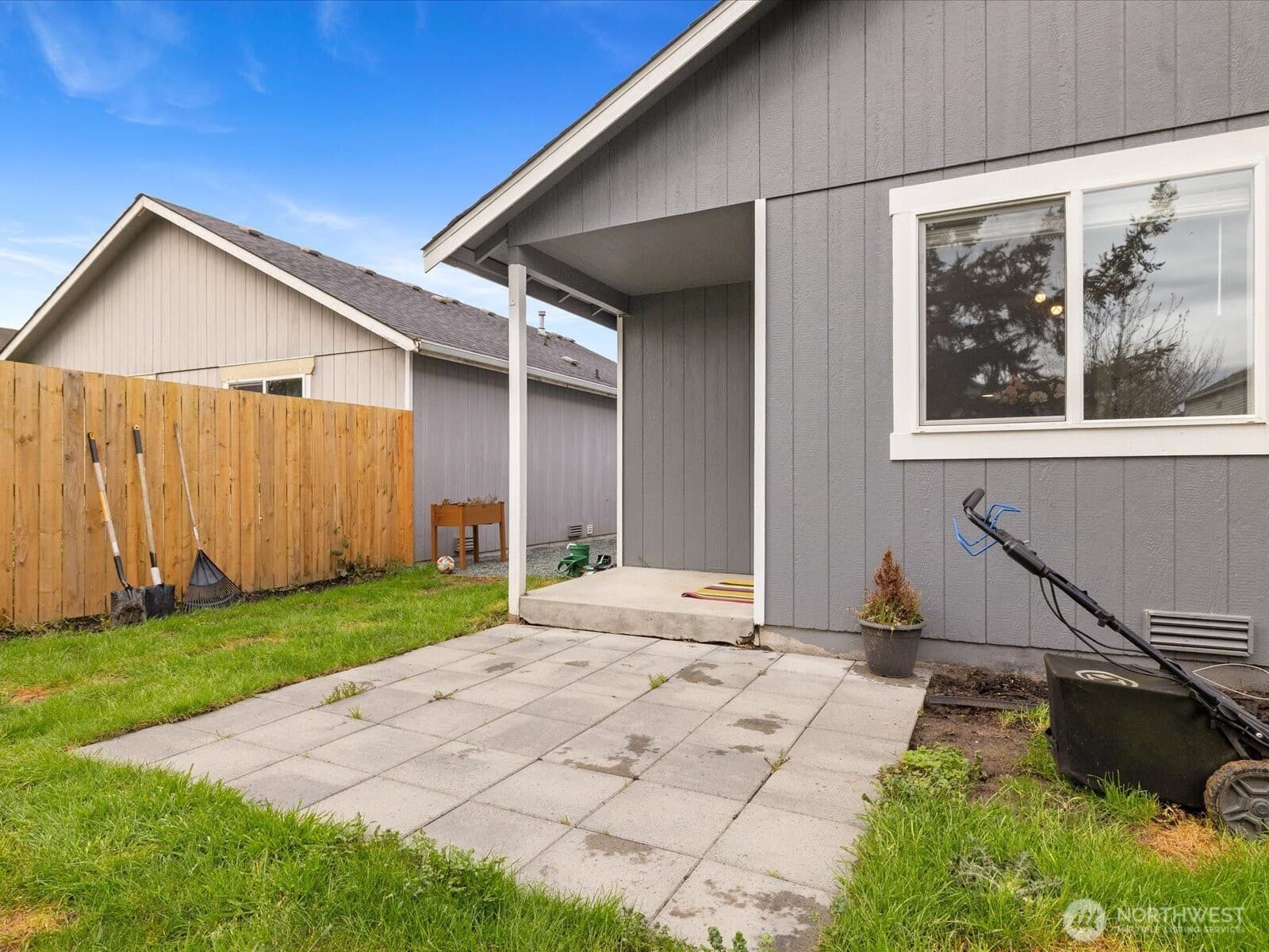 Property photo 32