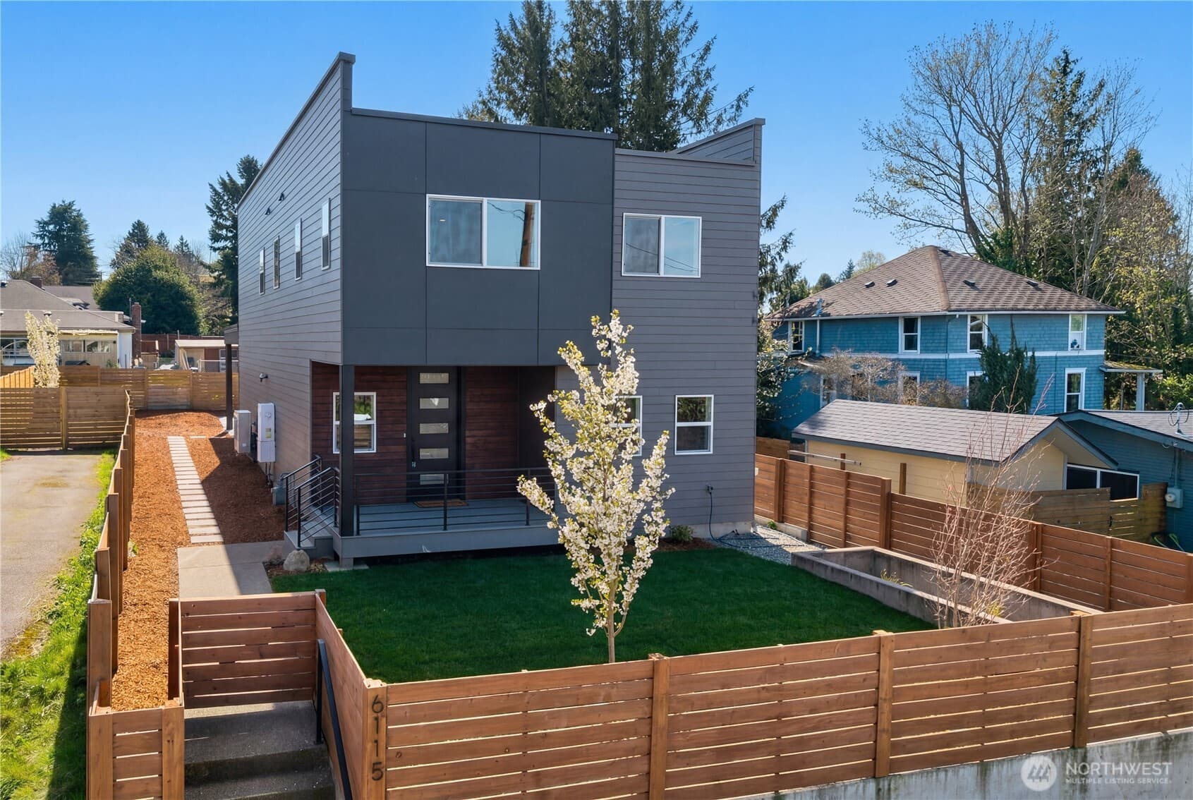 Property photo 35