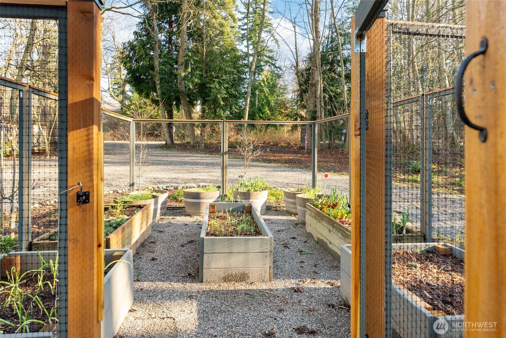 Property photo 37