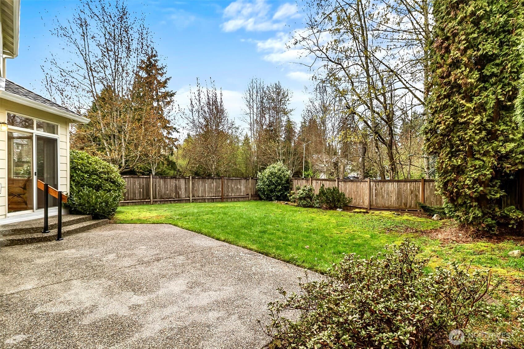 Property photo 32