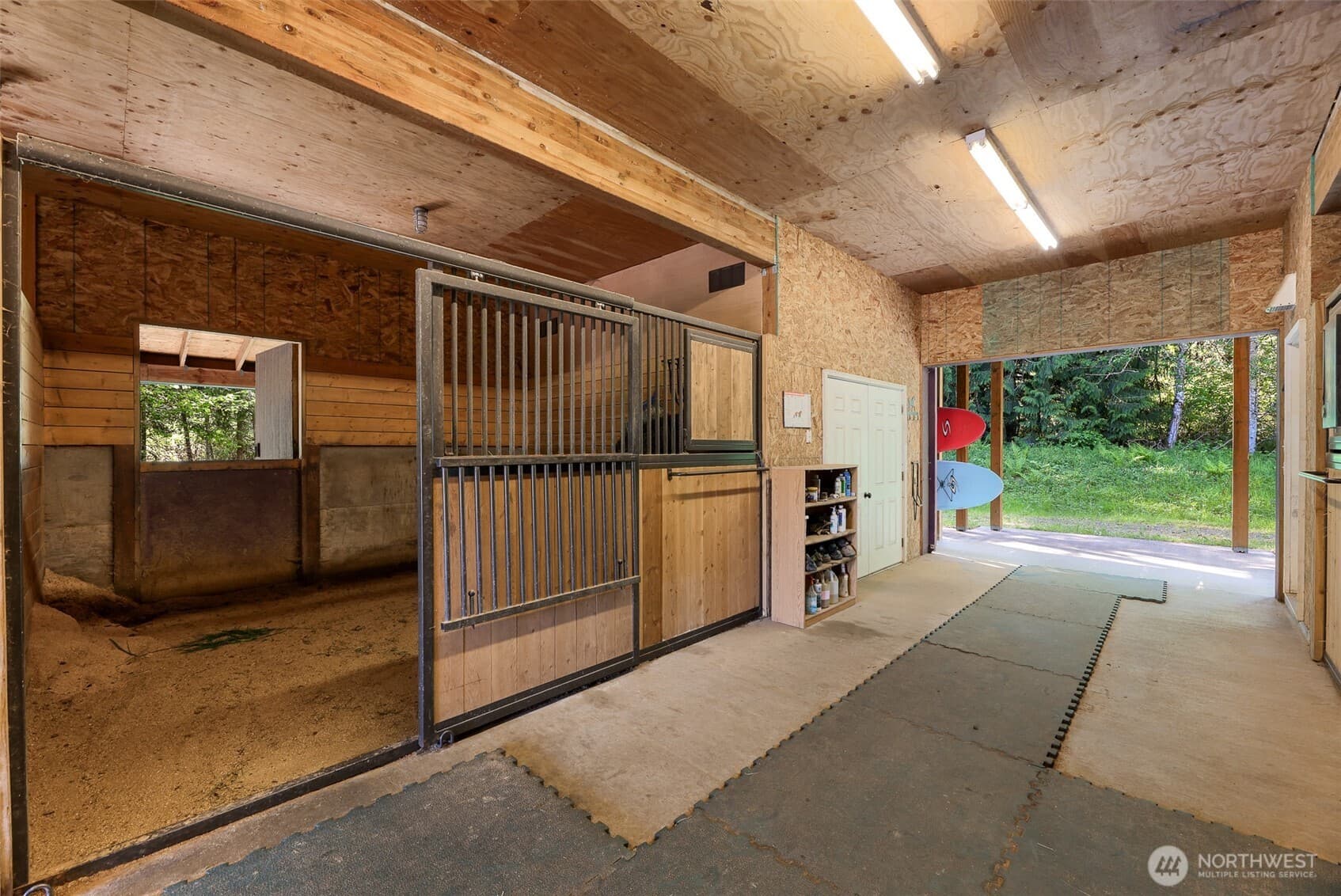 Property photo 32