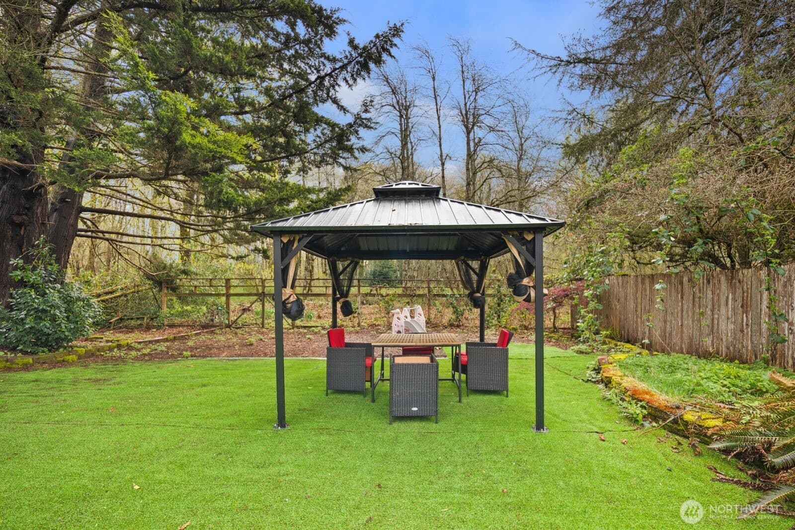 Property photo 25