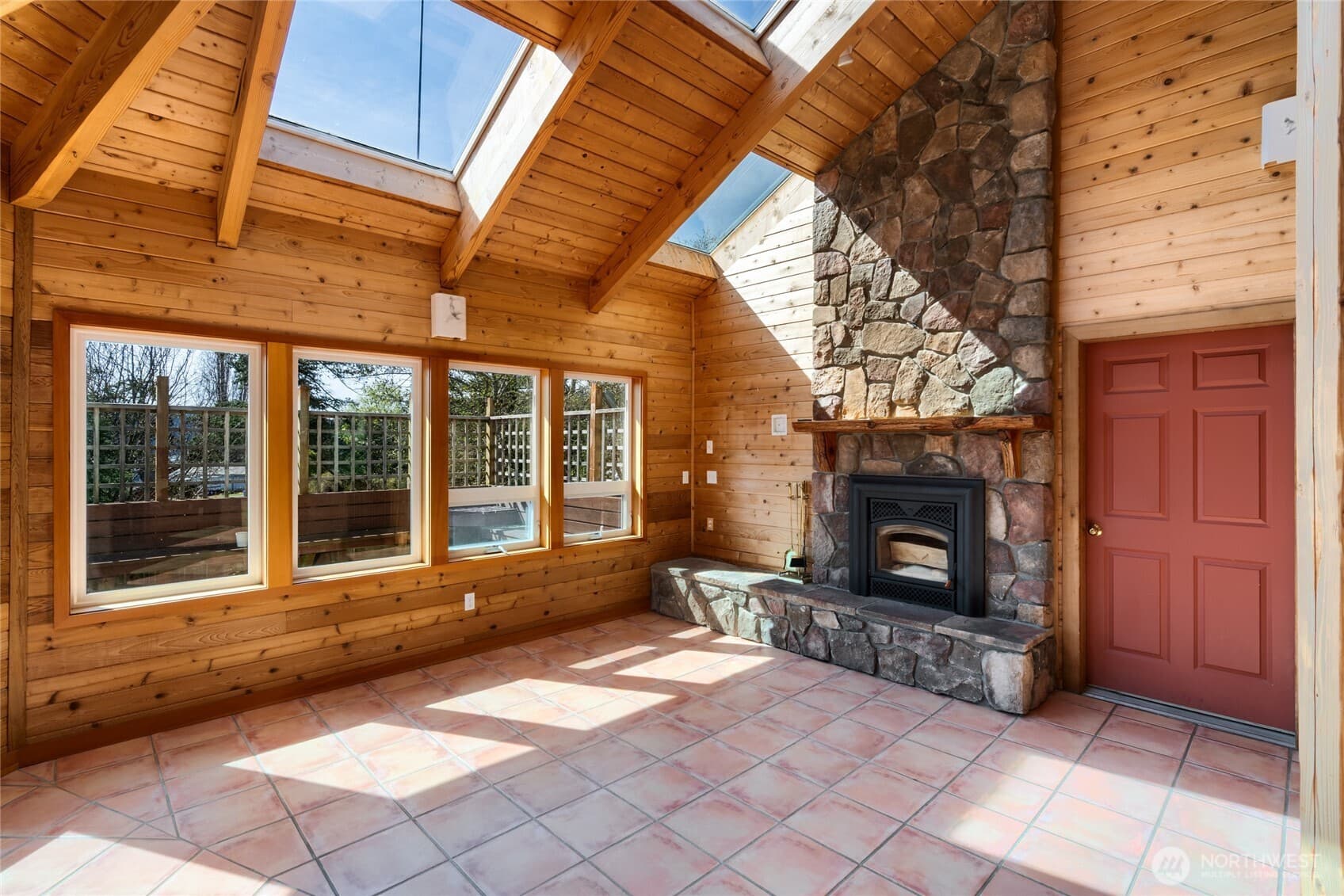 Property photo 25