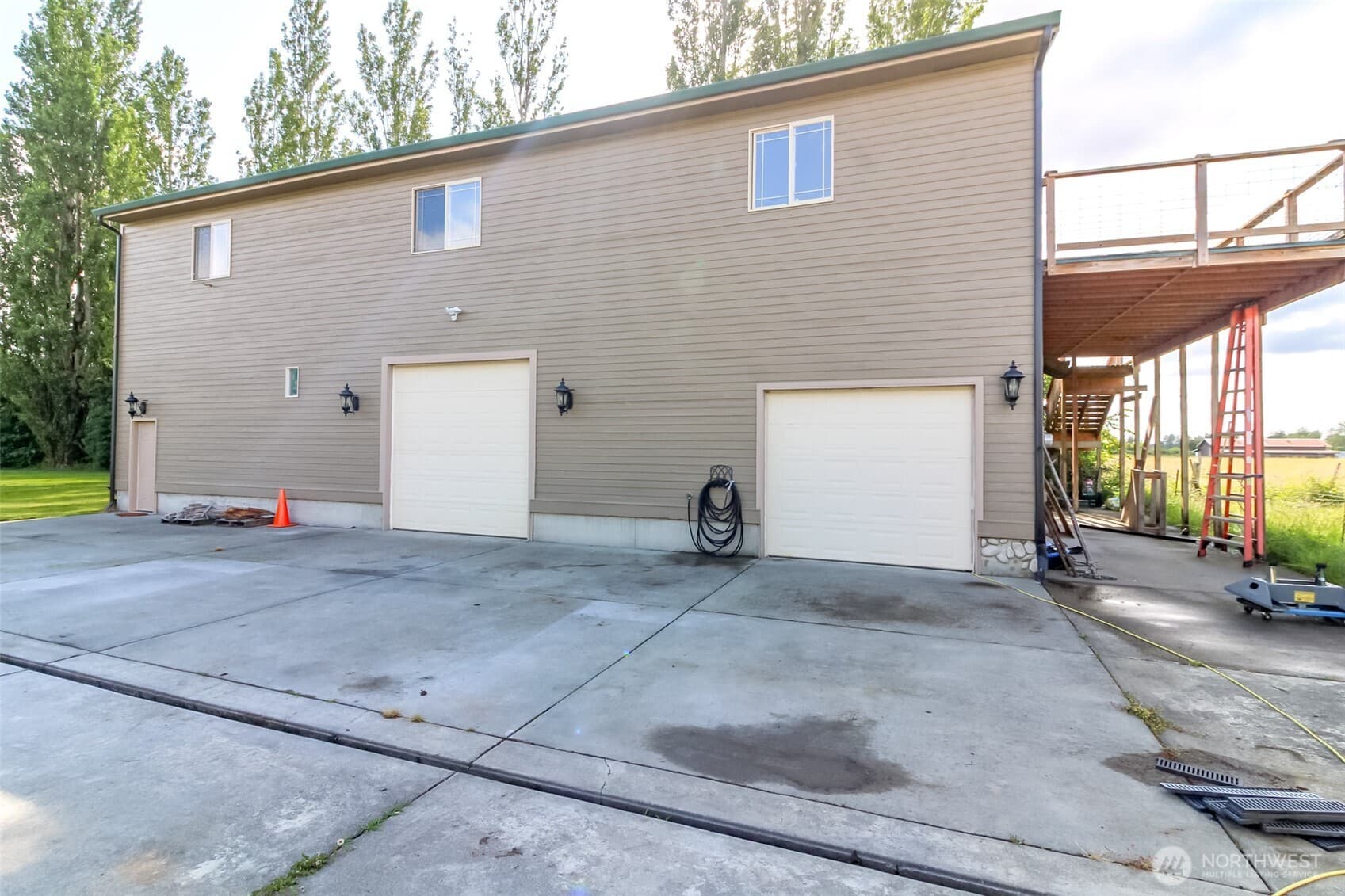Property photo 32