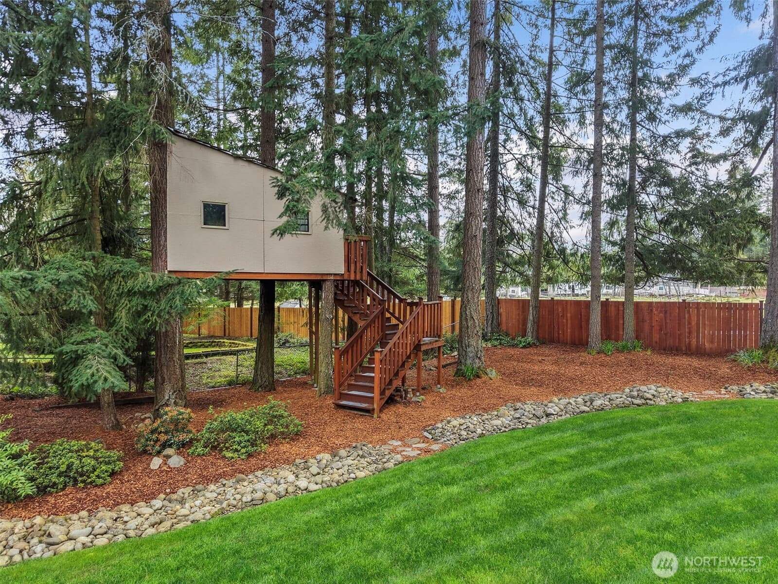 Property photo 33