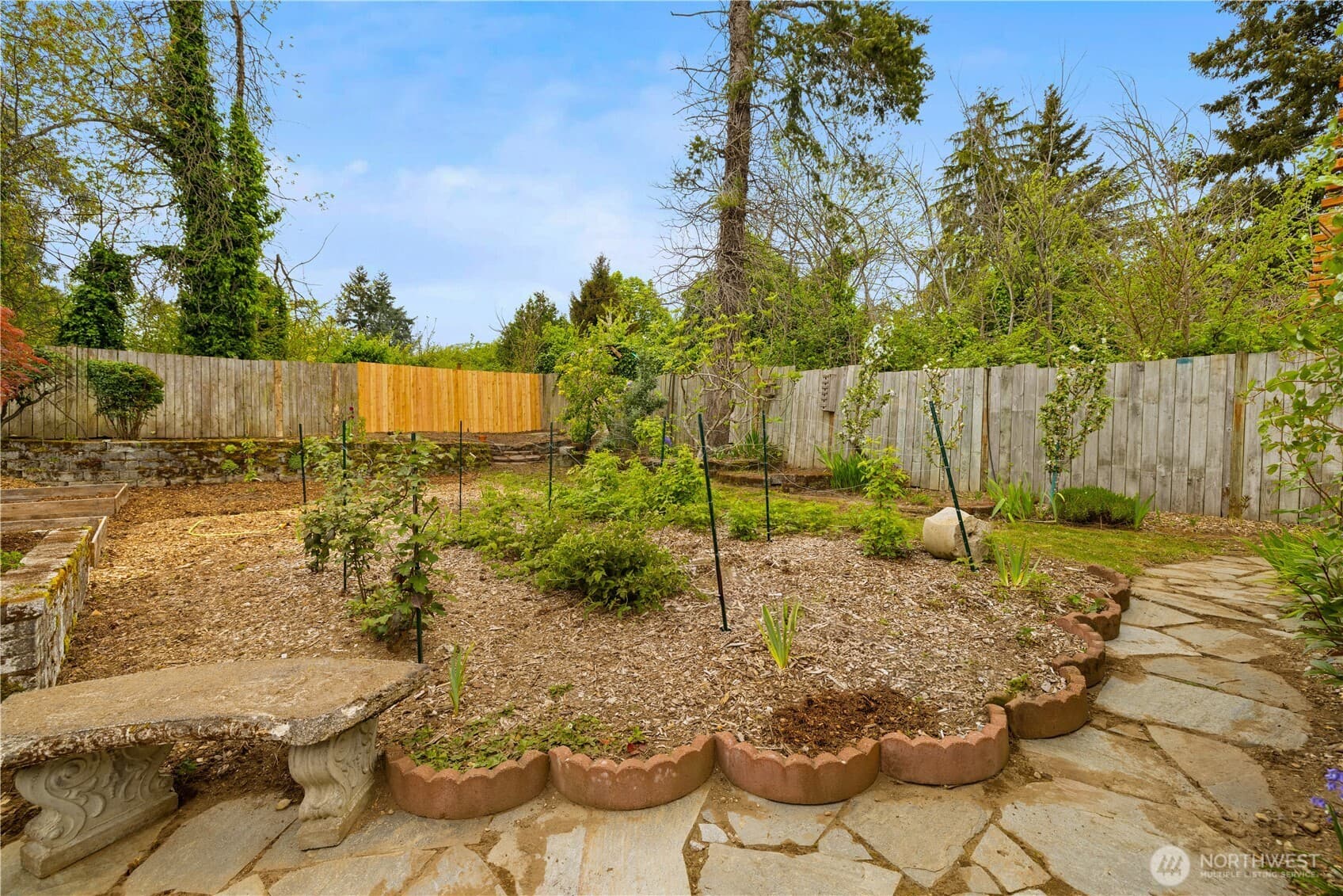 Property photo 32