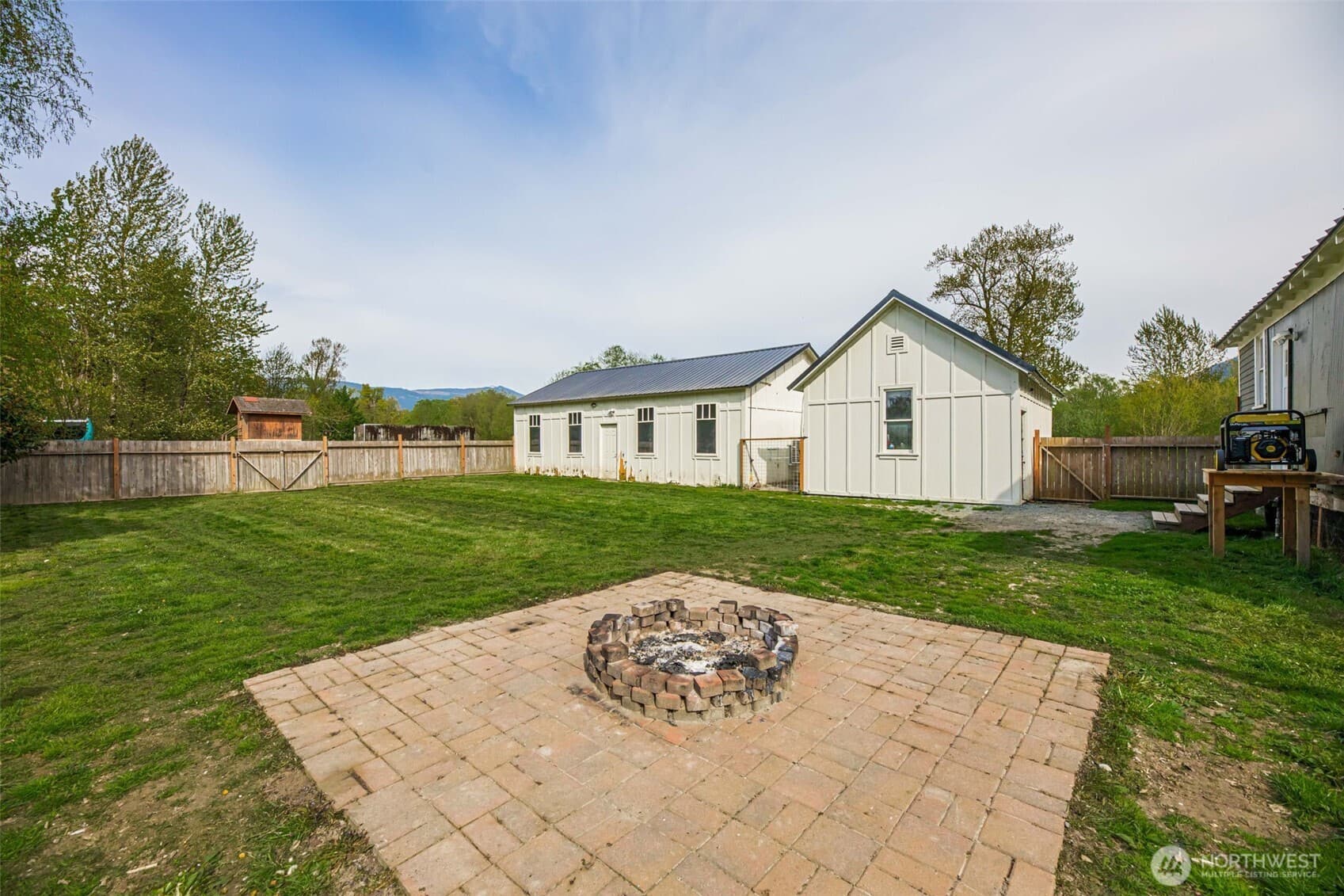 Property photo 35