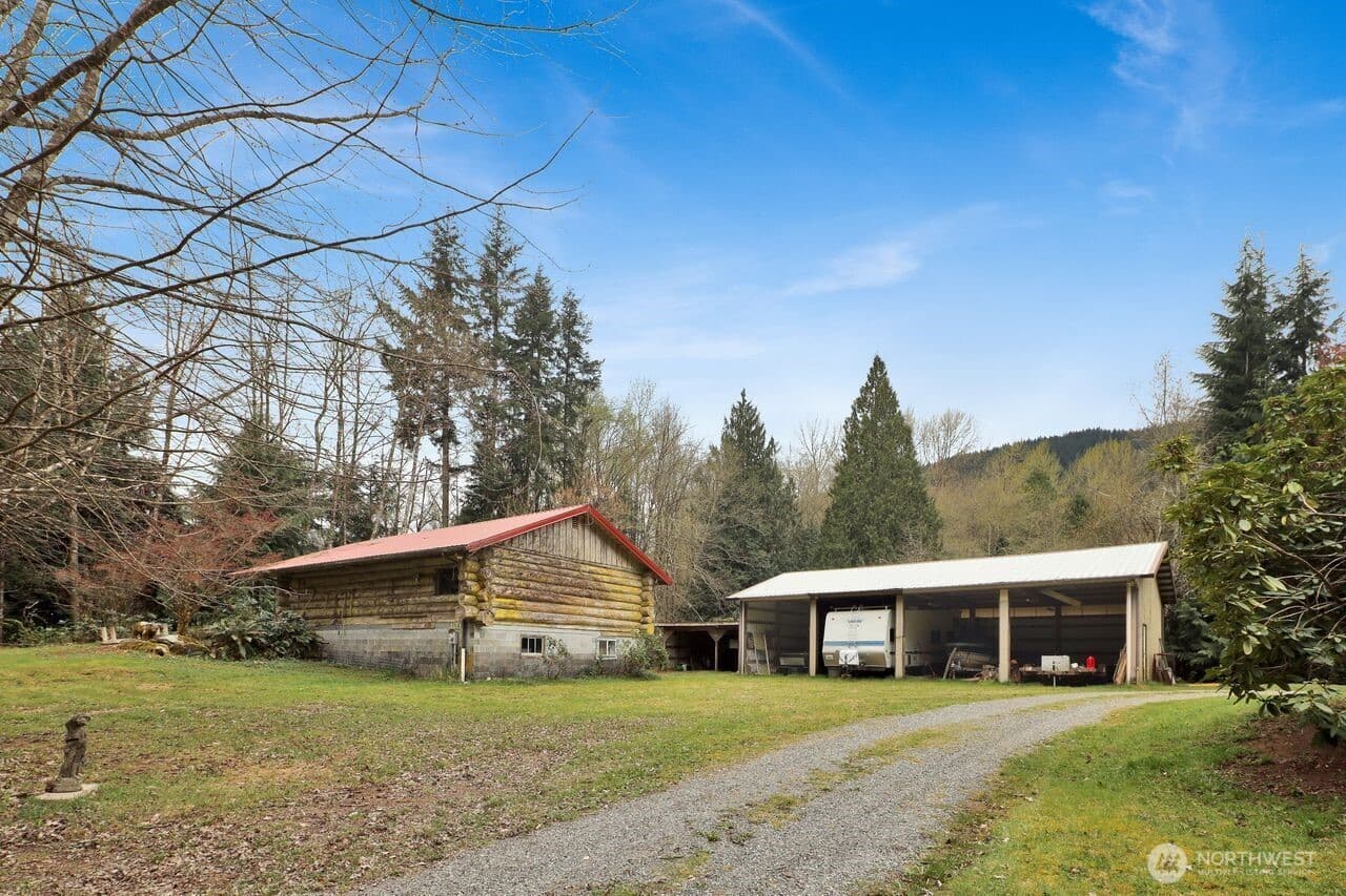 Property photo 33