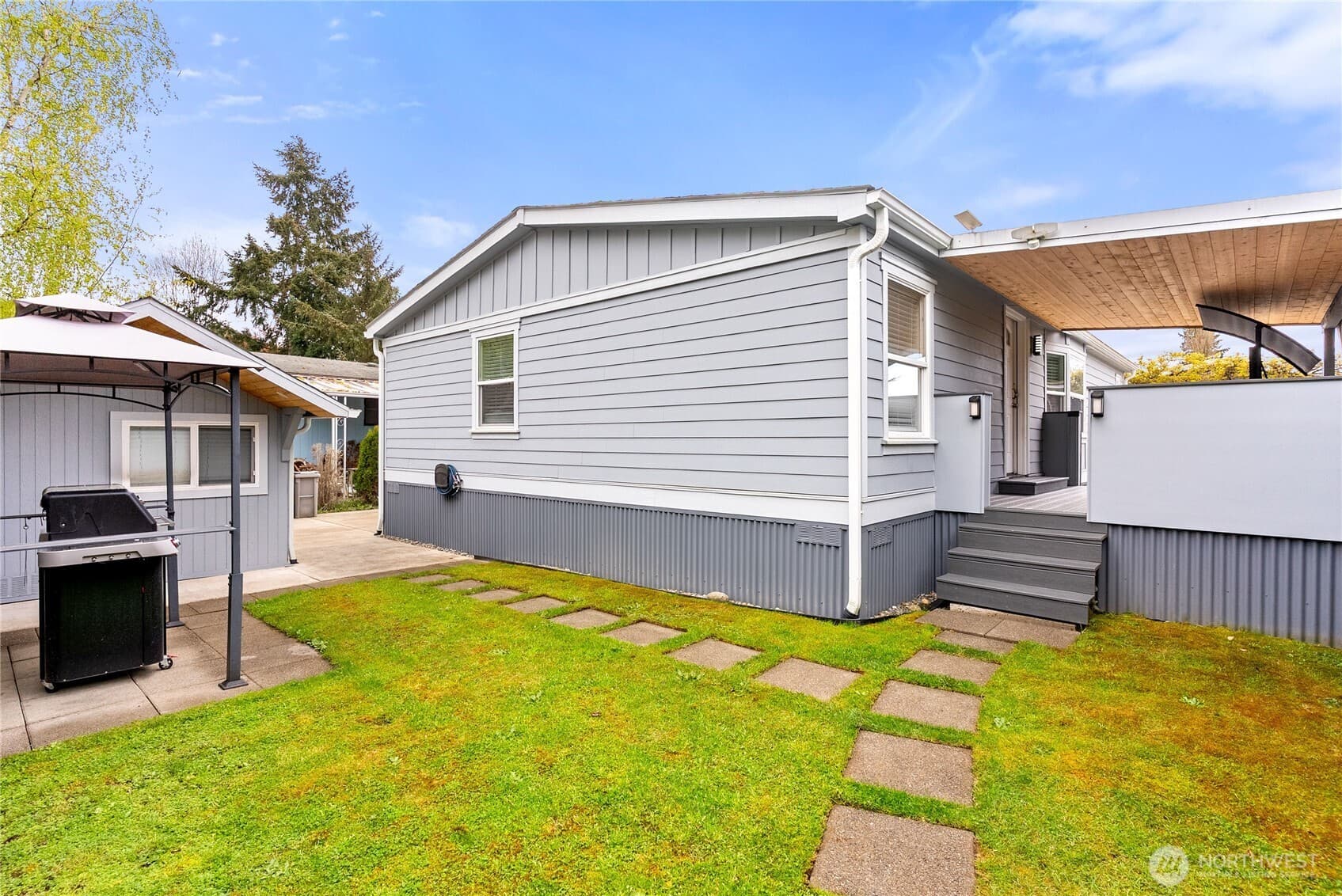 Property photo 32
