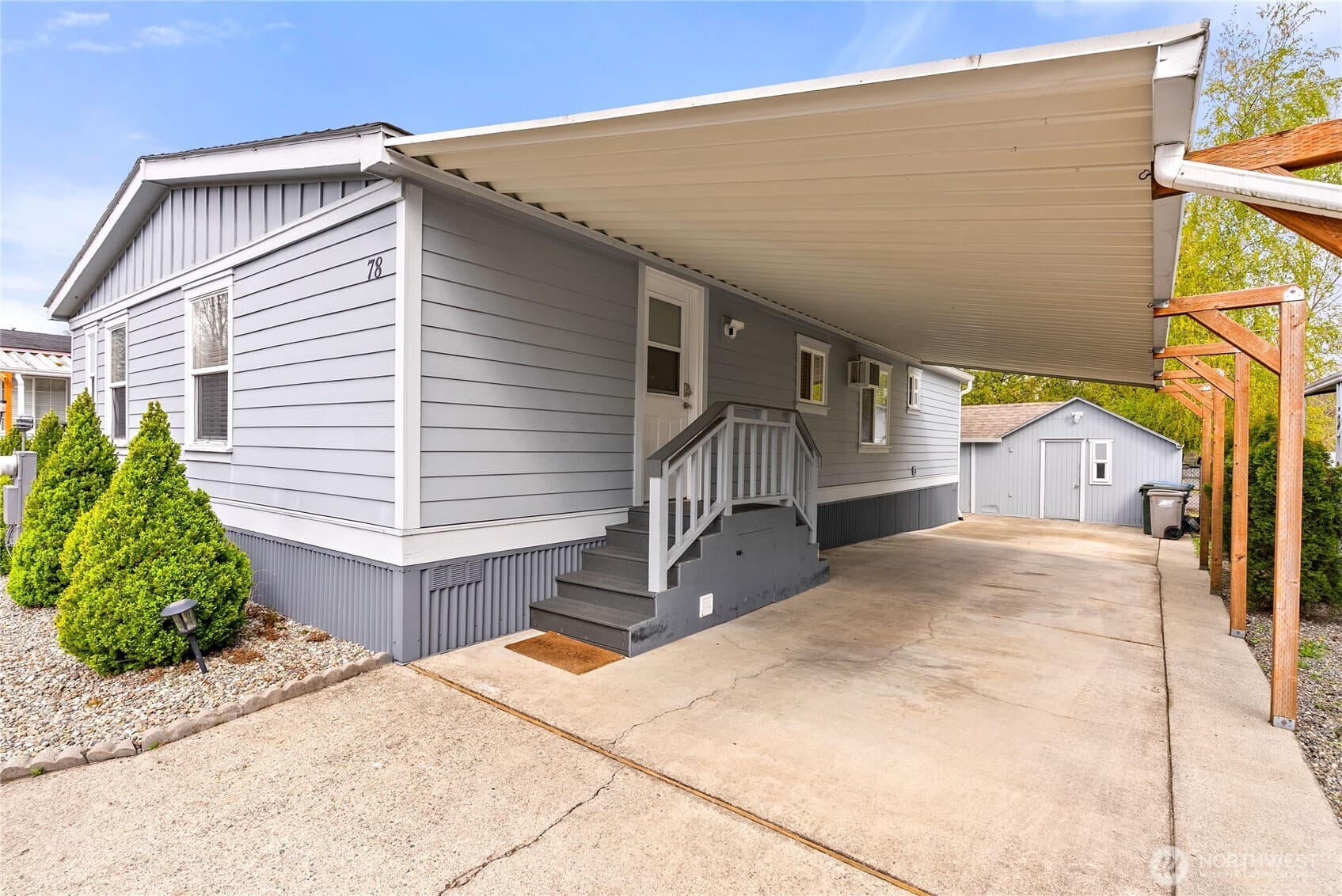 Property photo 35