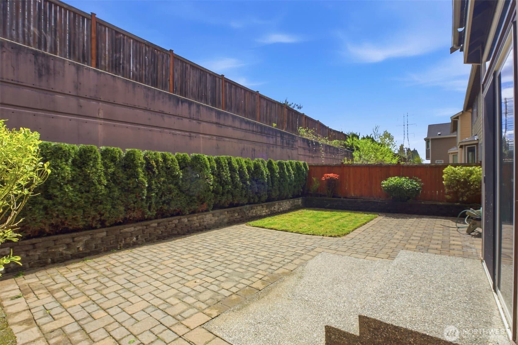 Property photo 35