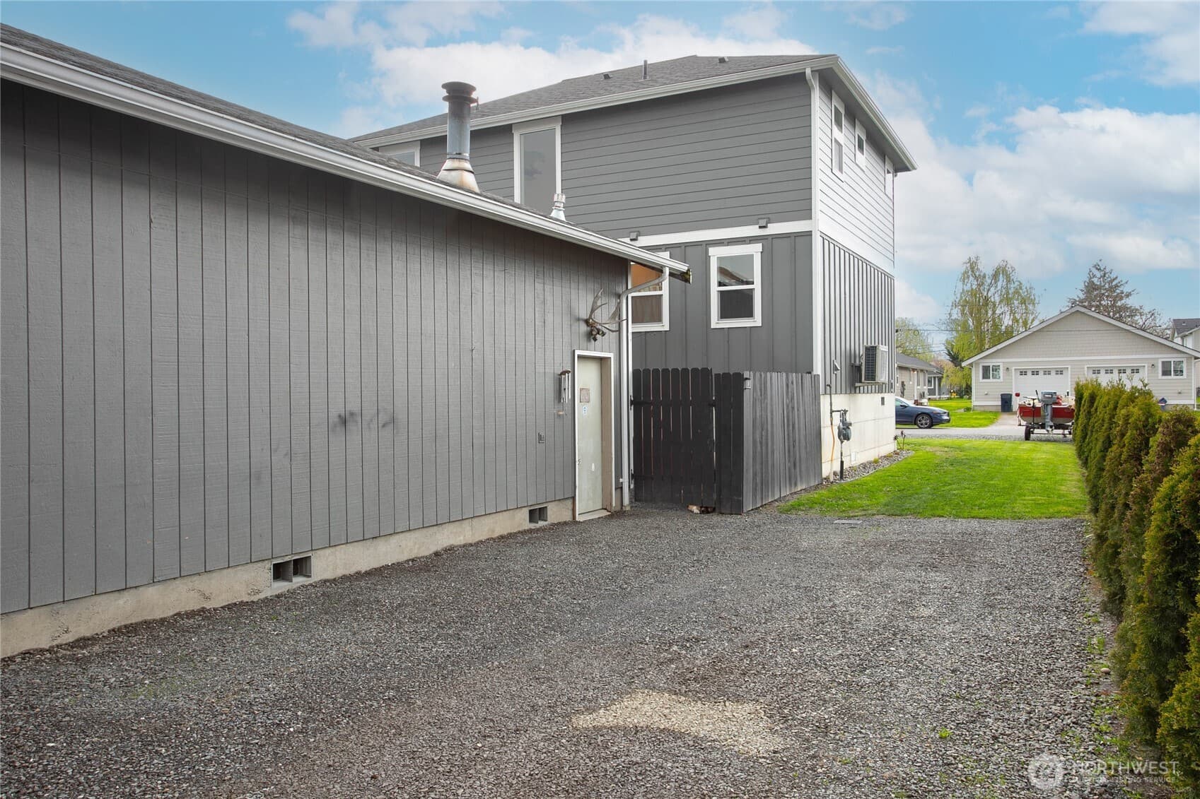 Property photo 35