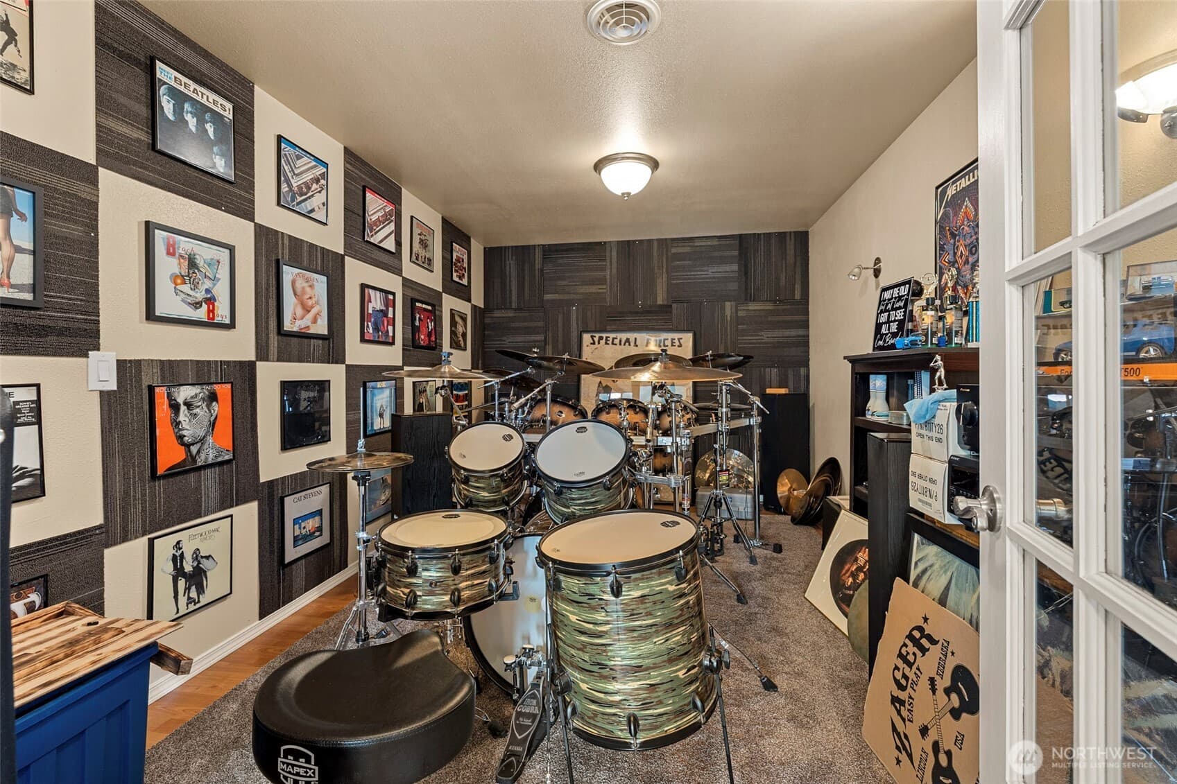 Property photo 31