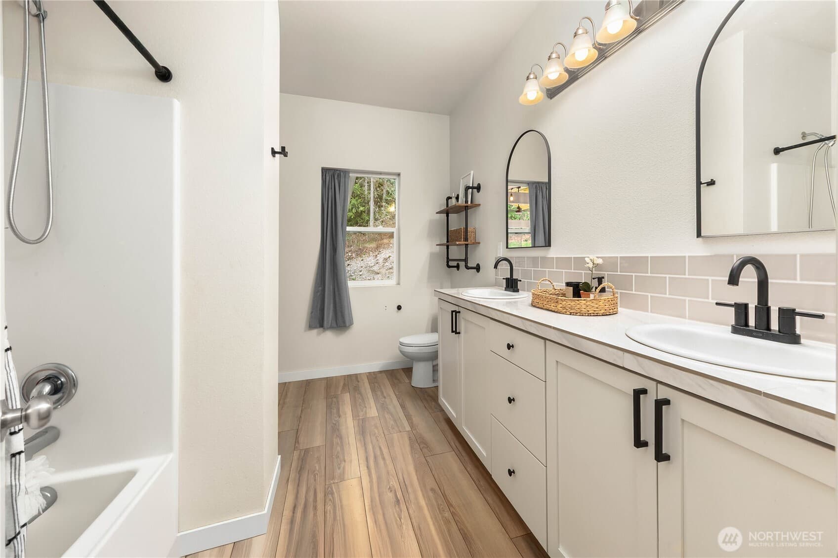 Property photo 23