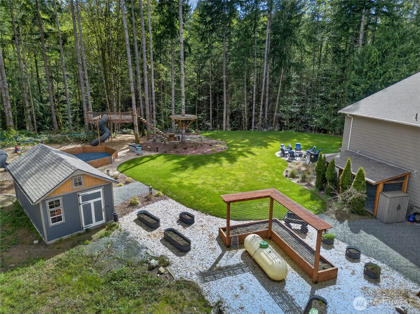 Property photo 33
