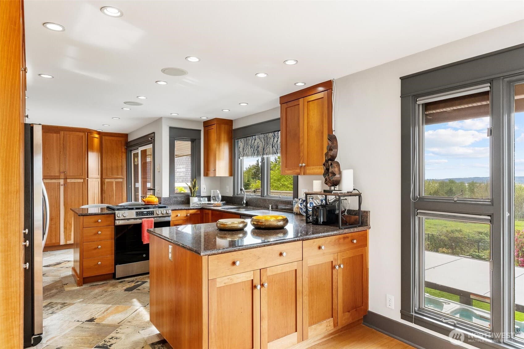 Property photo 24