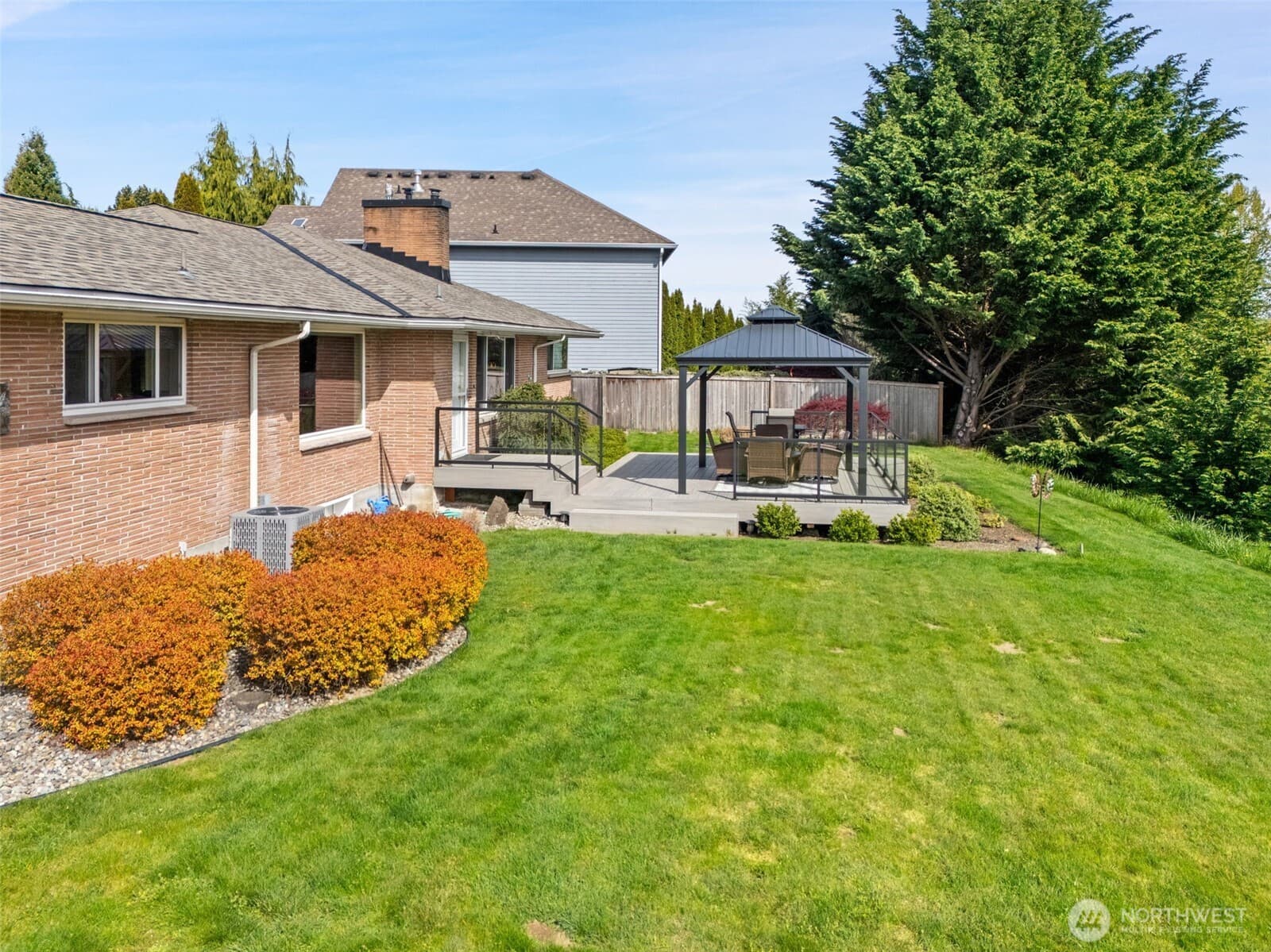 Property photo 32