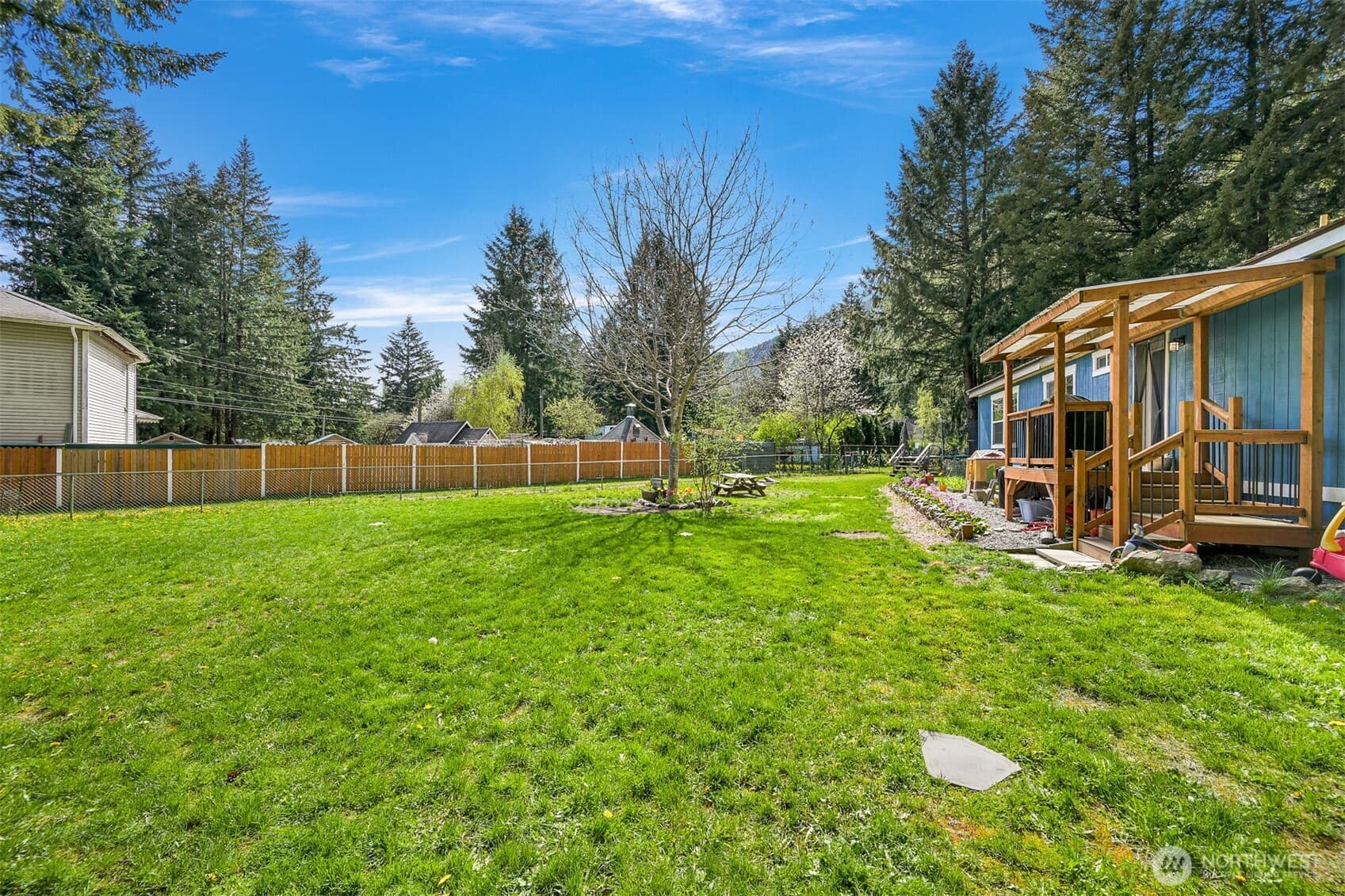 Property photo 24