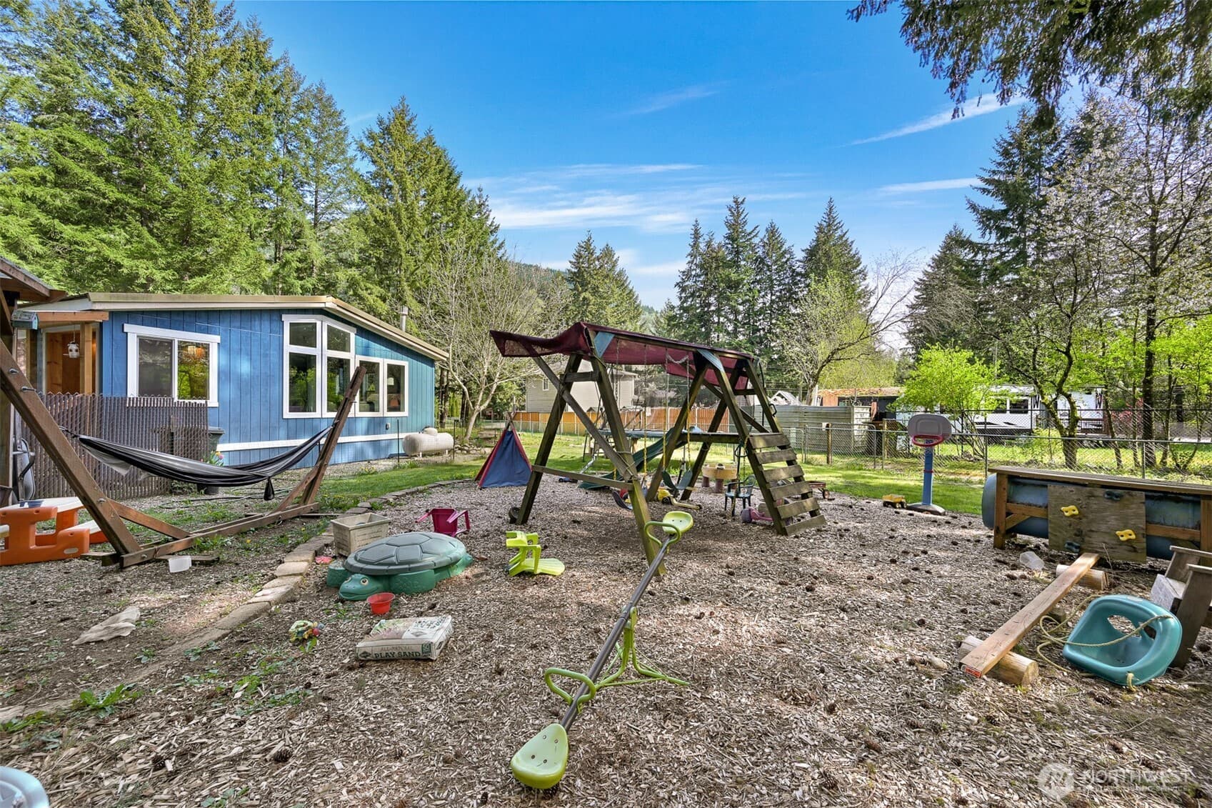Property photo 25
