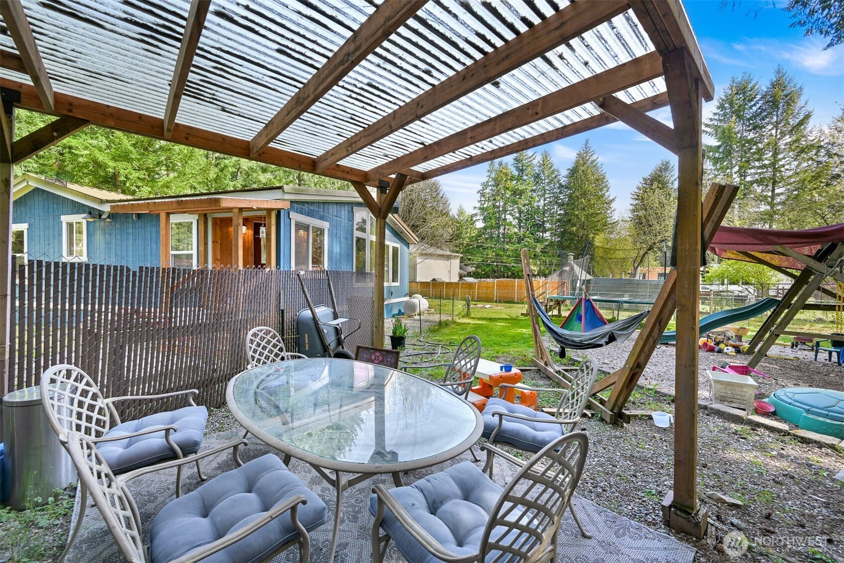Property photo 37