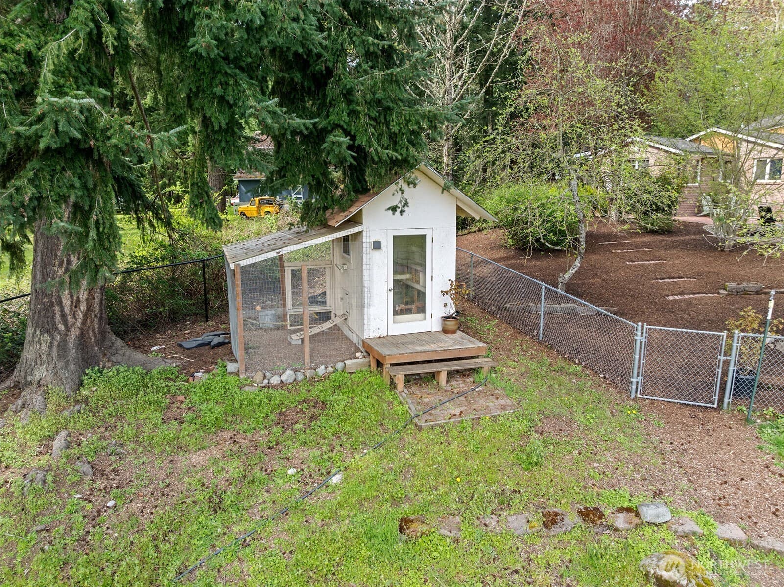 Property photo 32