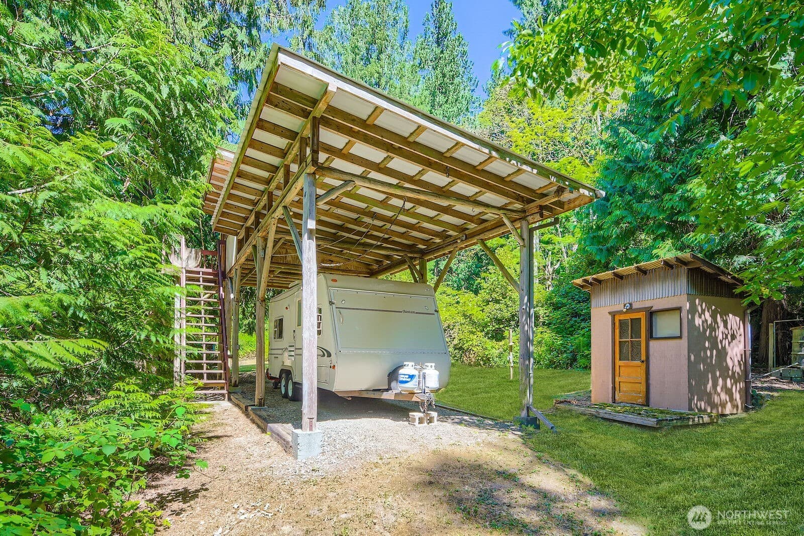 Property photo 38