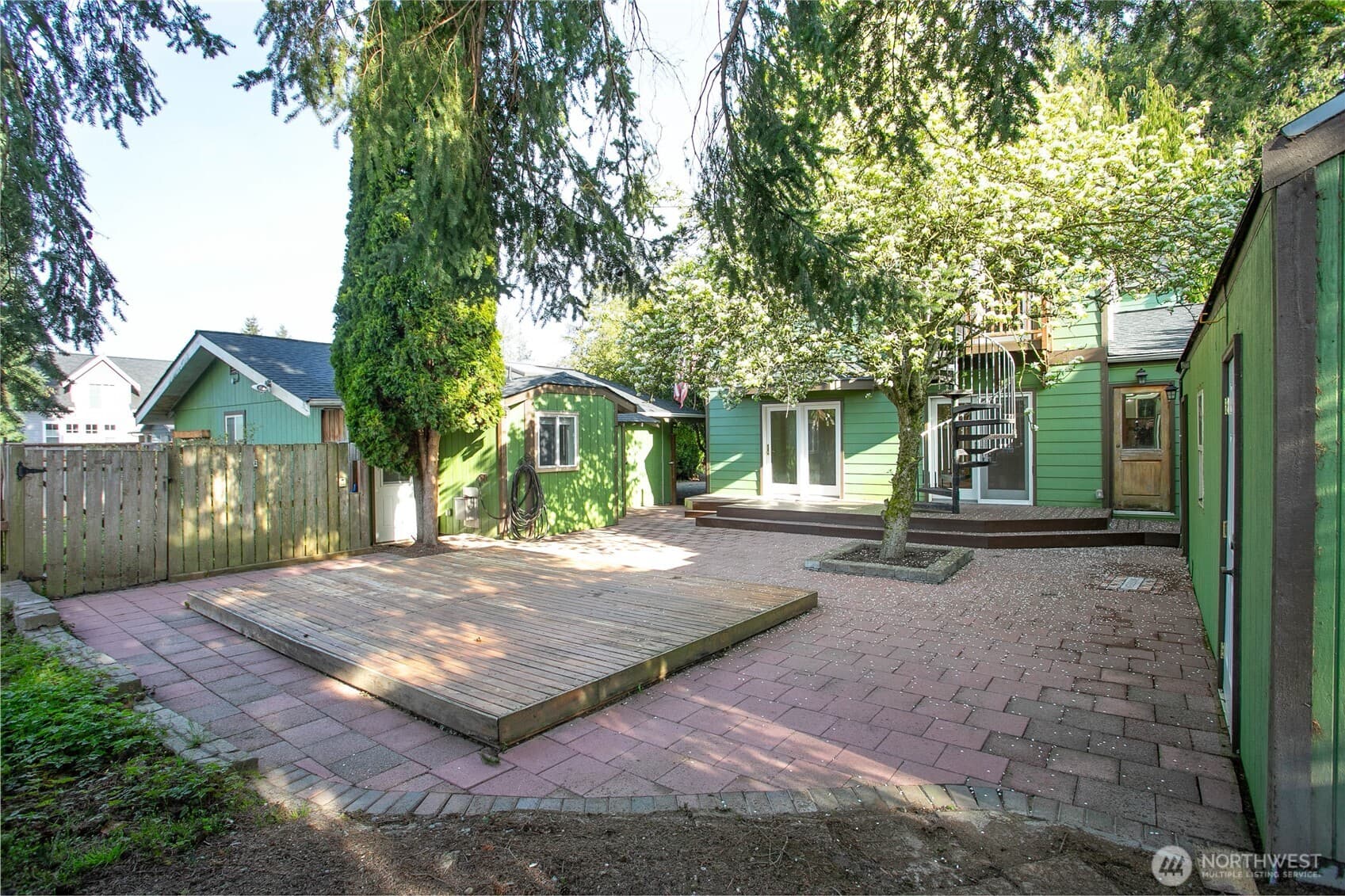 Property photo 35