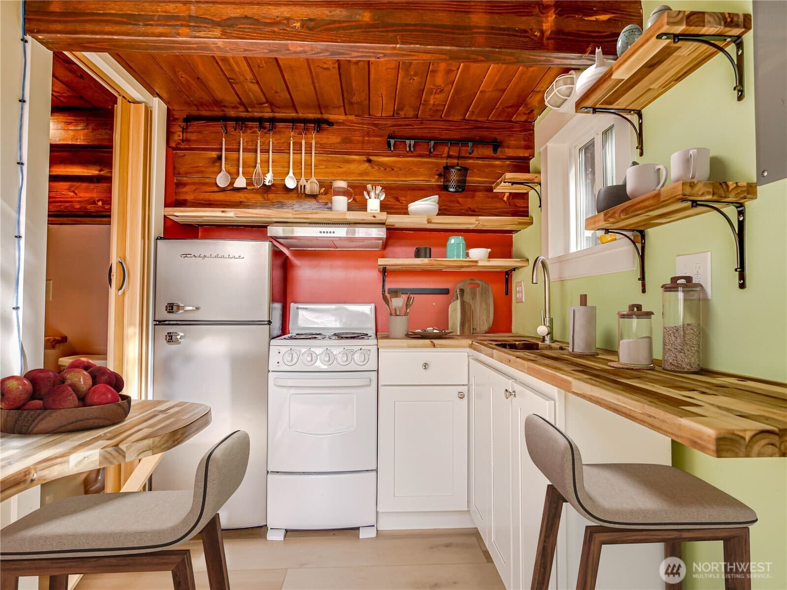 Property photo 35