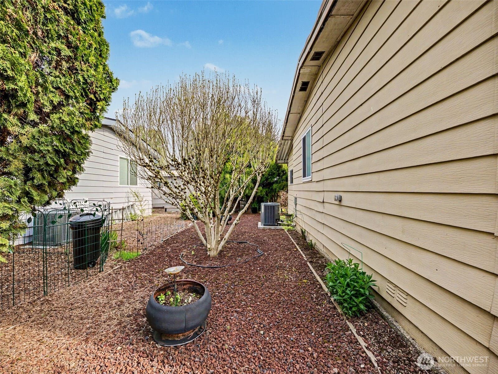 Property photo 35