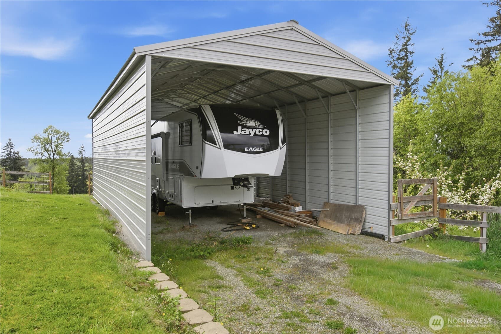 Property photo 35