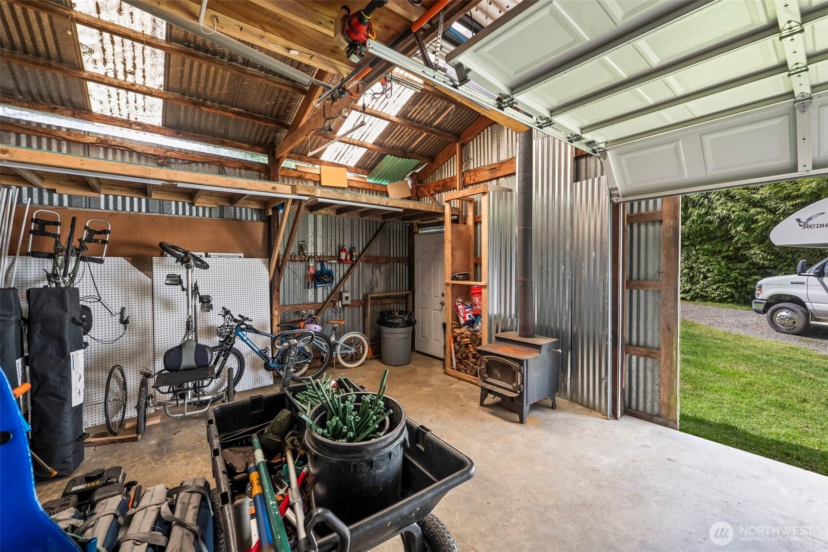 Property photo 37