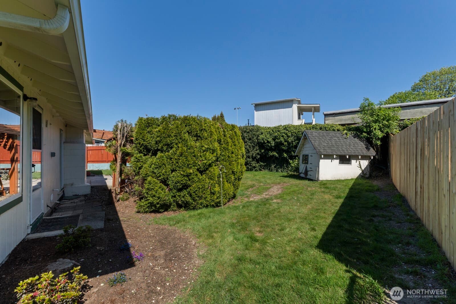 Property photo 35