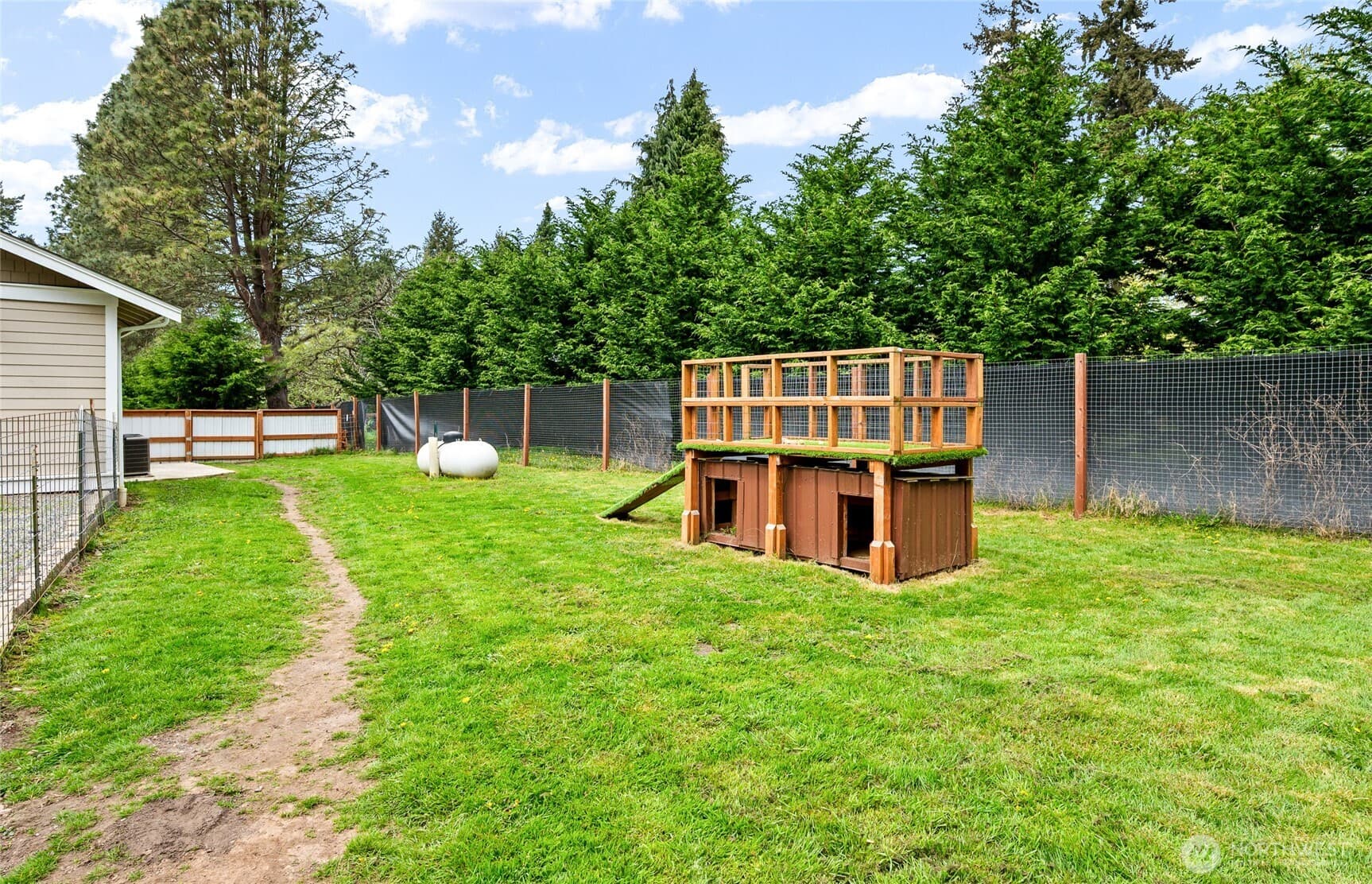 Property photo 31