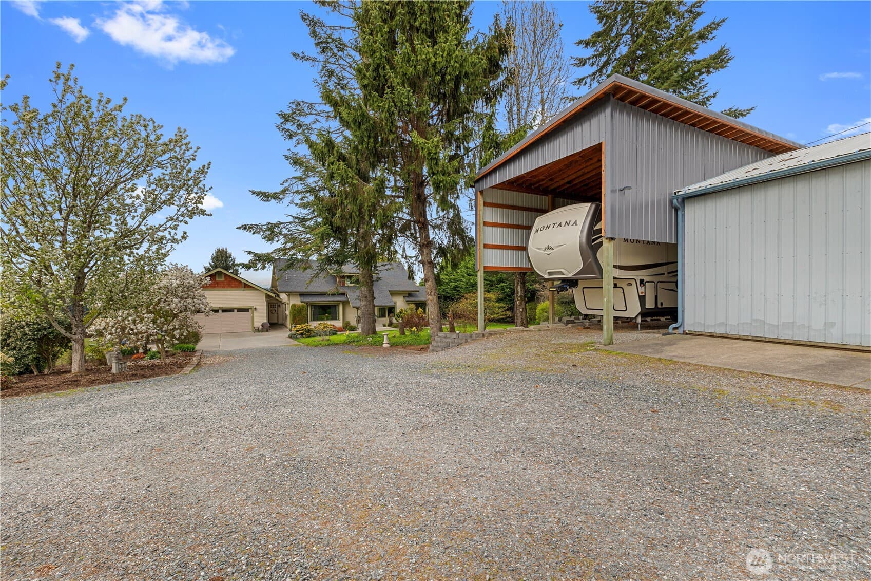 Property photo 31
