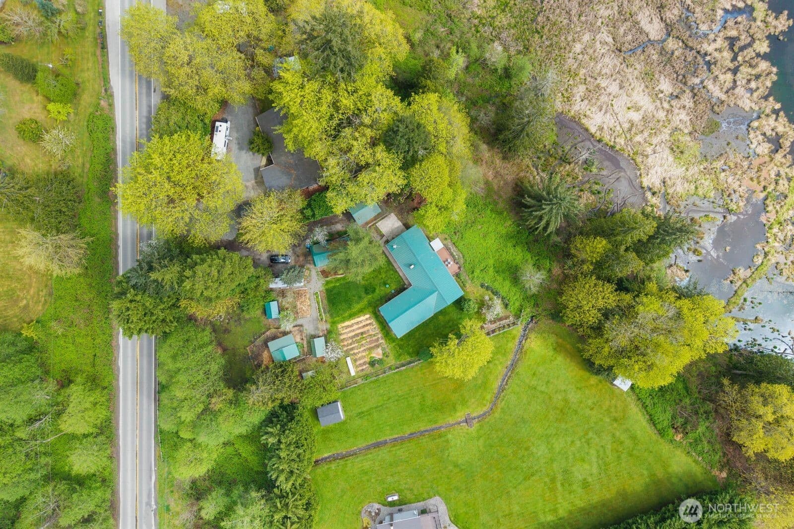 Property photo 33