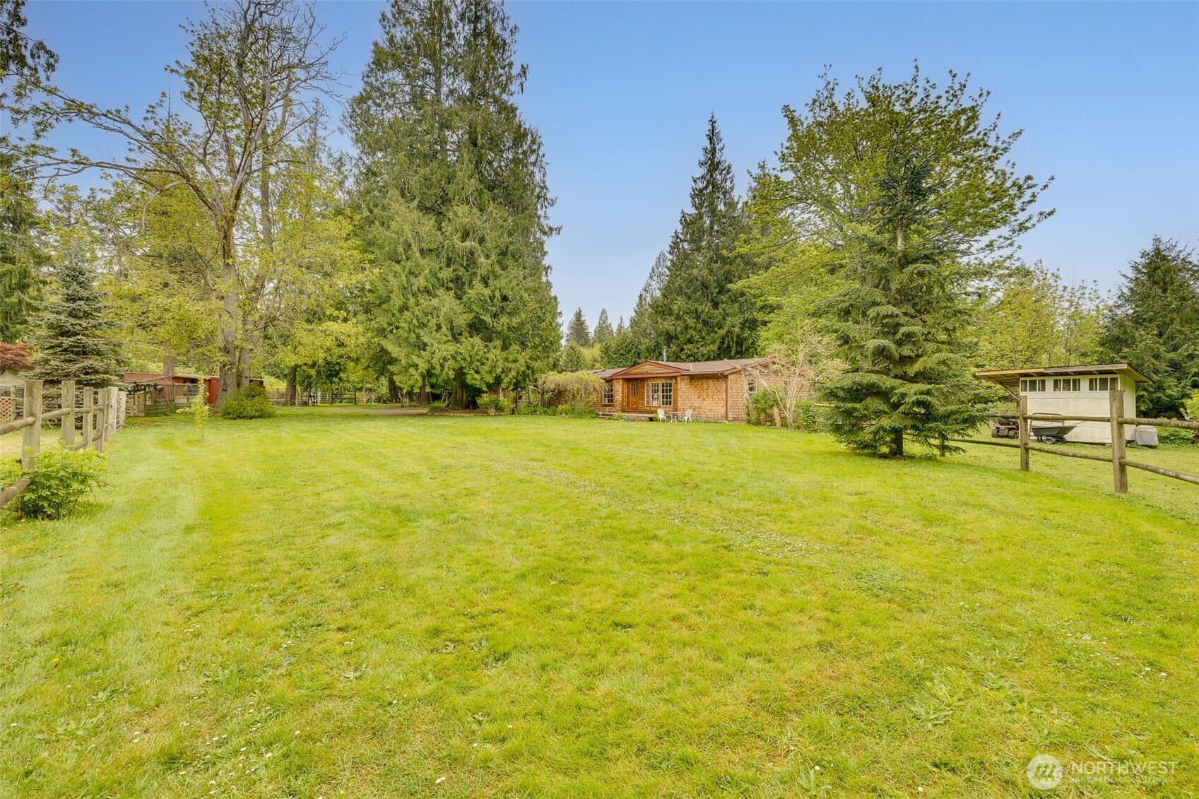 Property photo 35