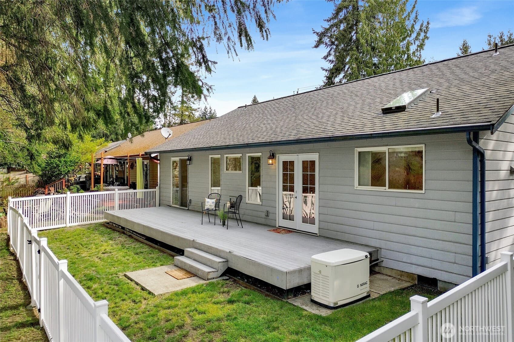 Property photo 35