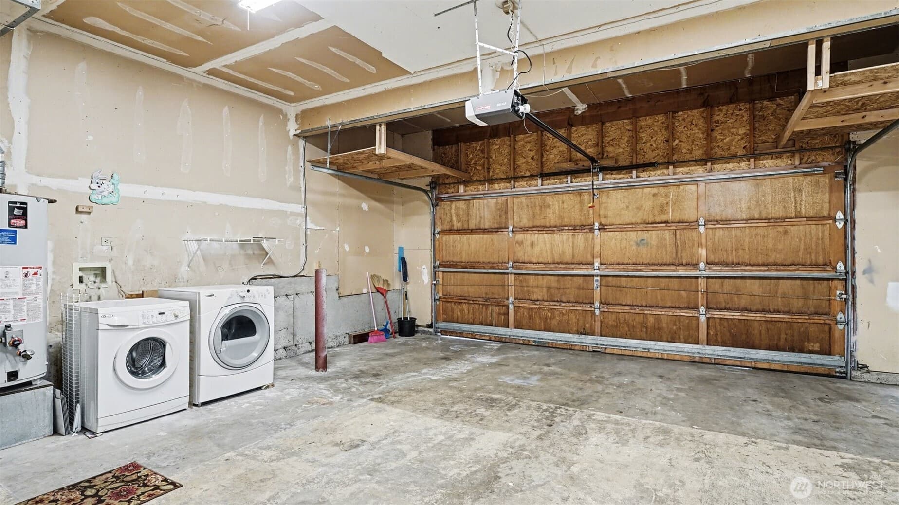 Property photo 35