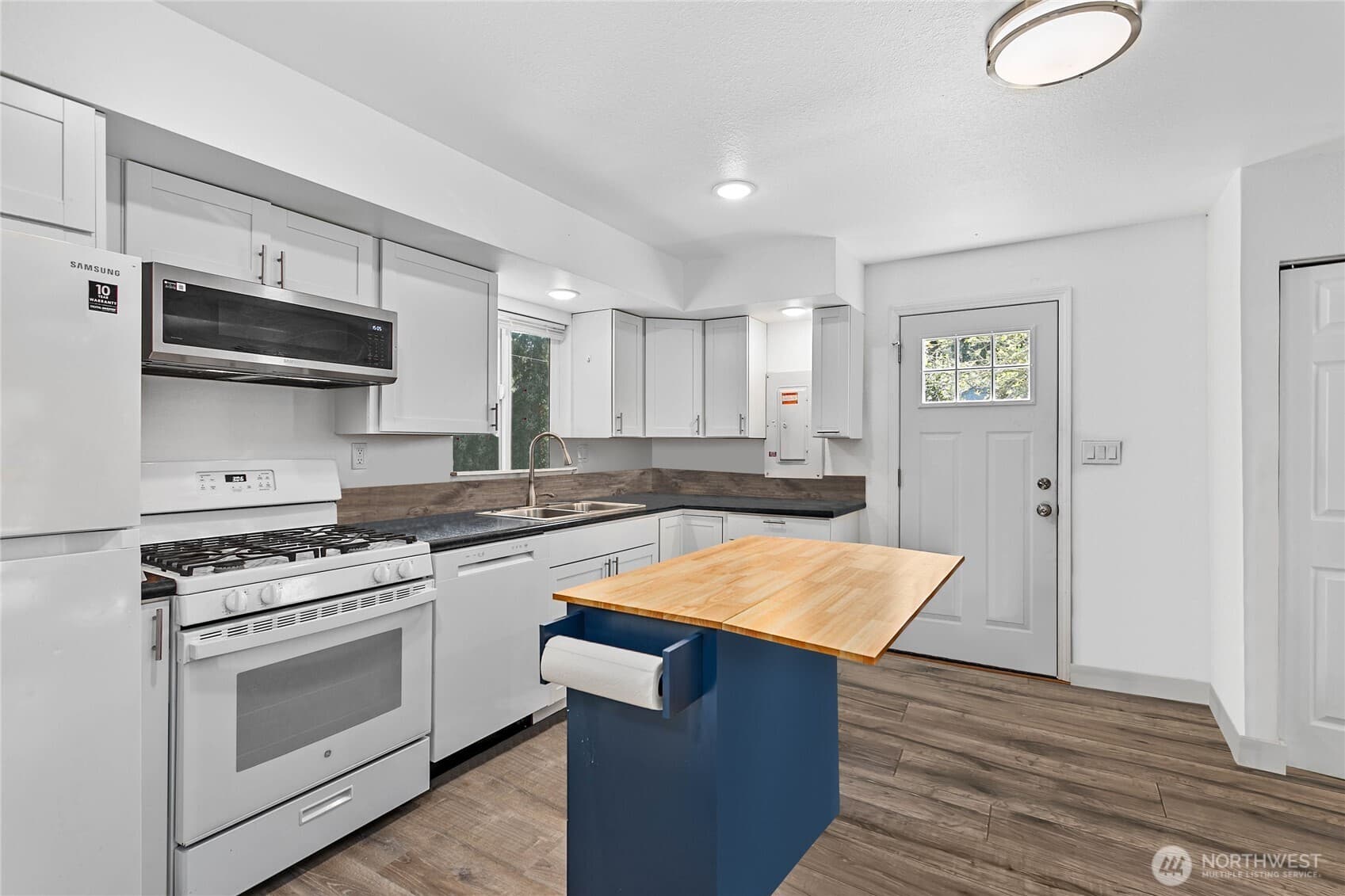 Property photo 11