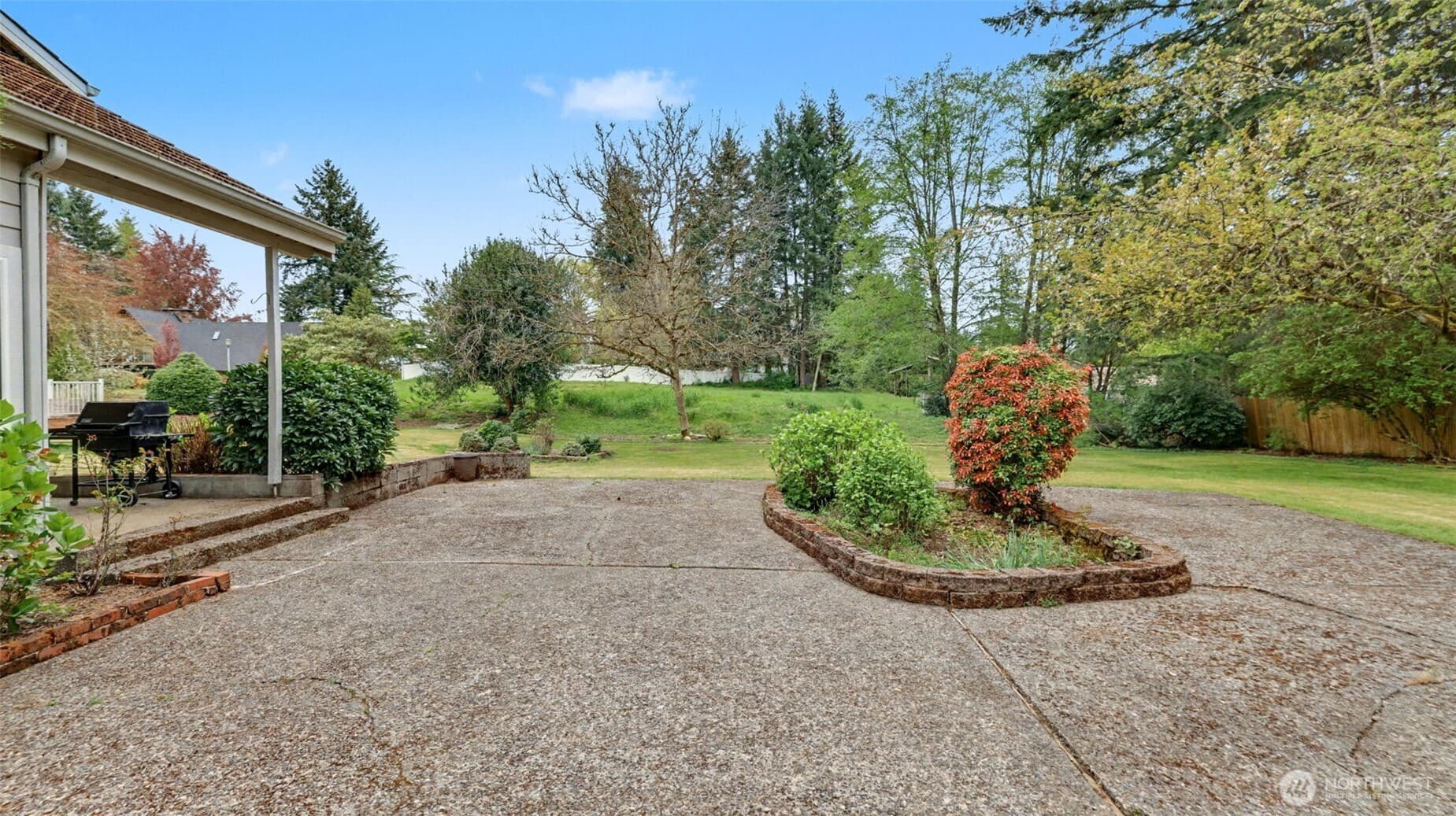 Property photo 32