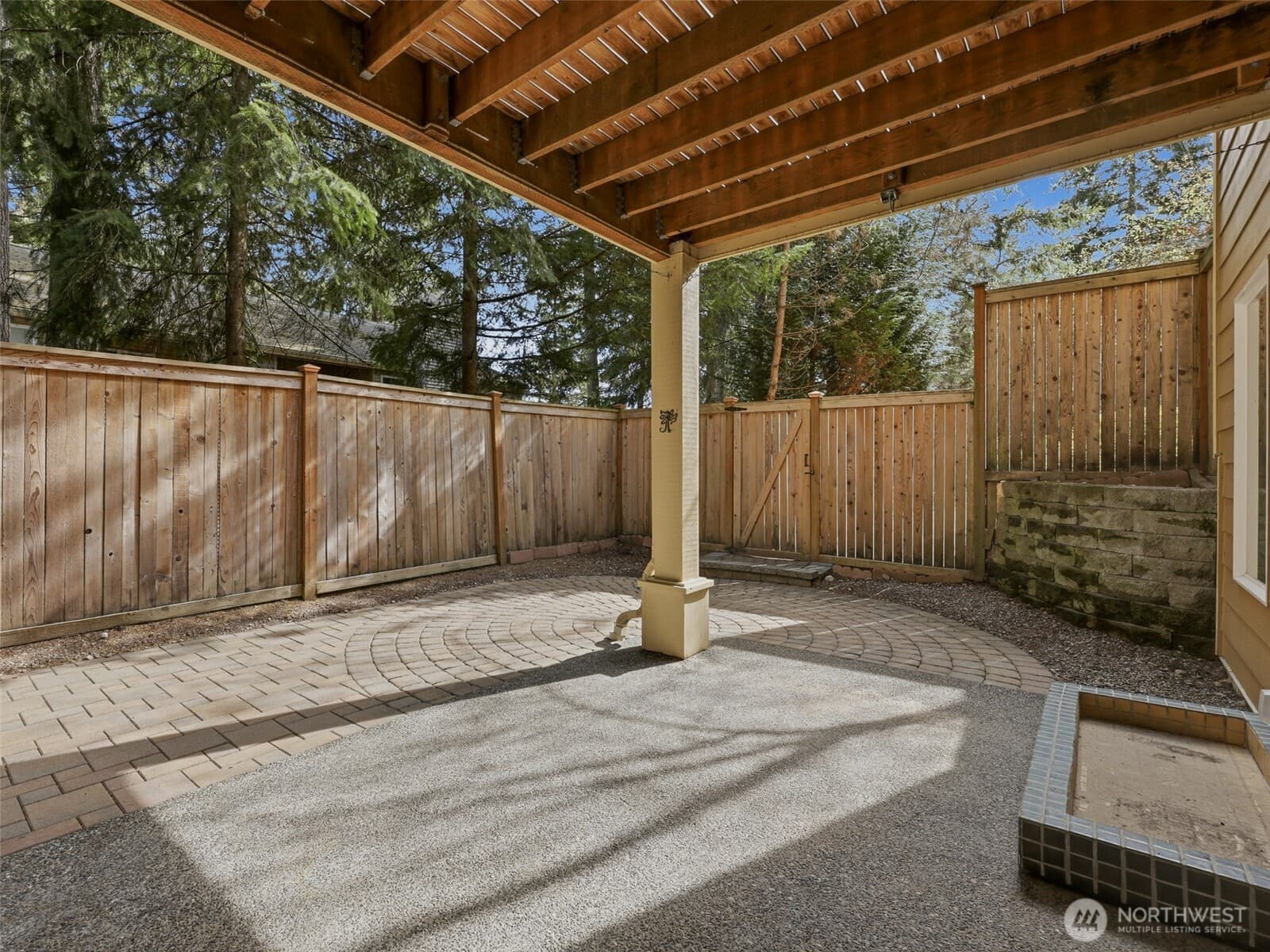 Property photo 33