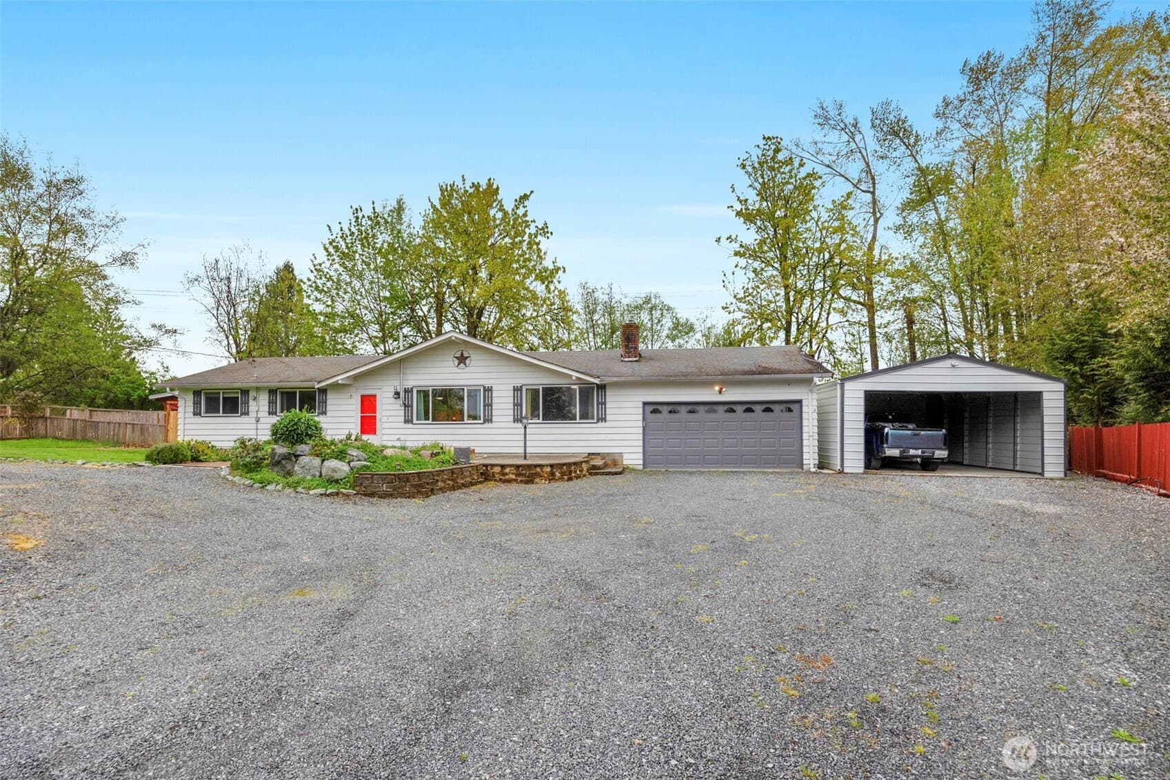 Property photo 38