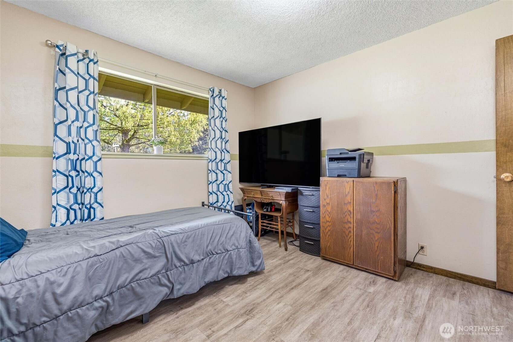 Property photo 31