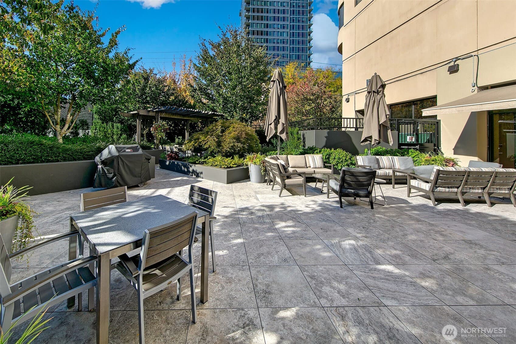 Property photo 31